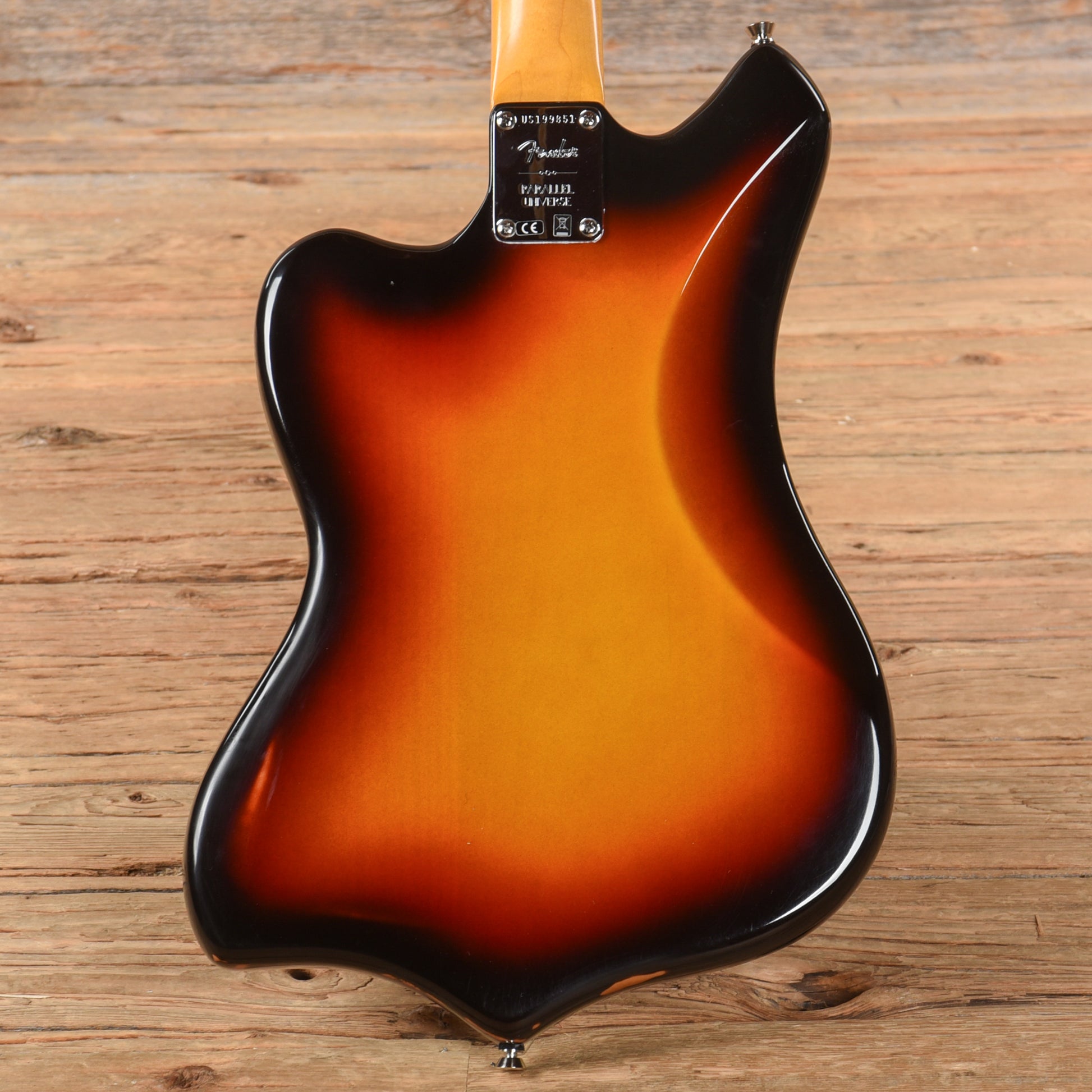 Fender Parallel Universe Maverick Dorado Ultraburst 2019 Electric Guitars / Solid Body