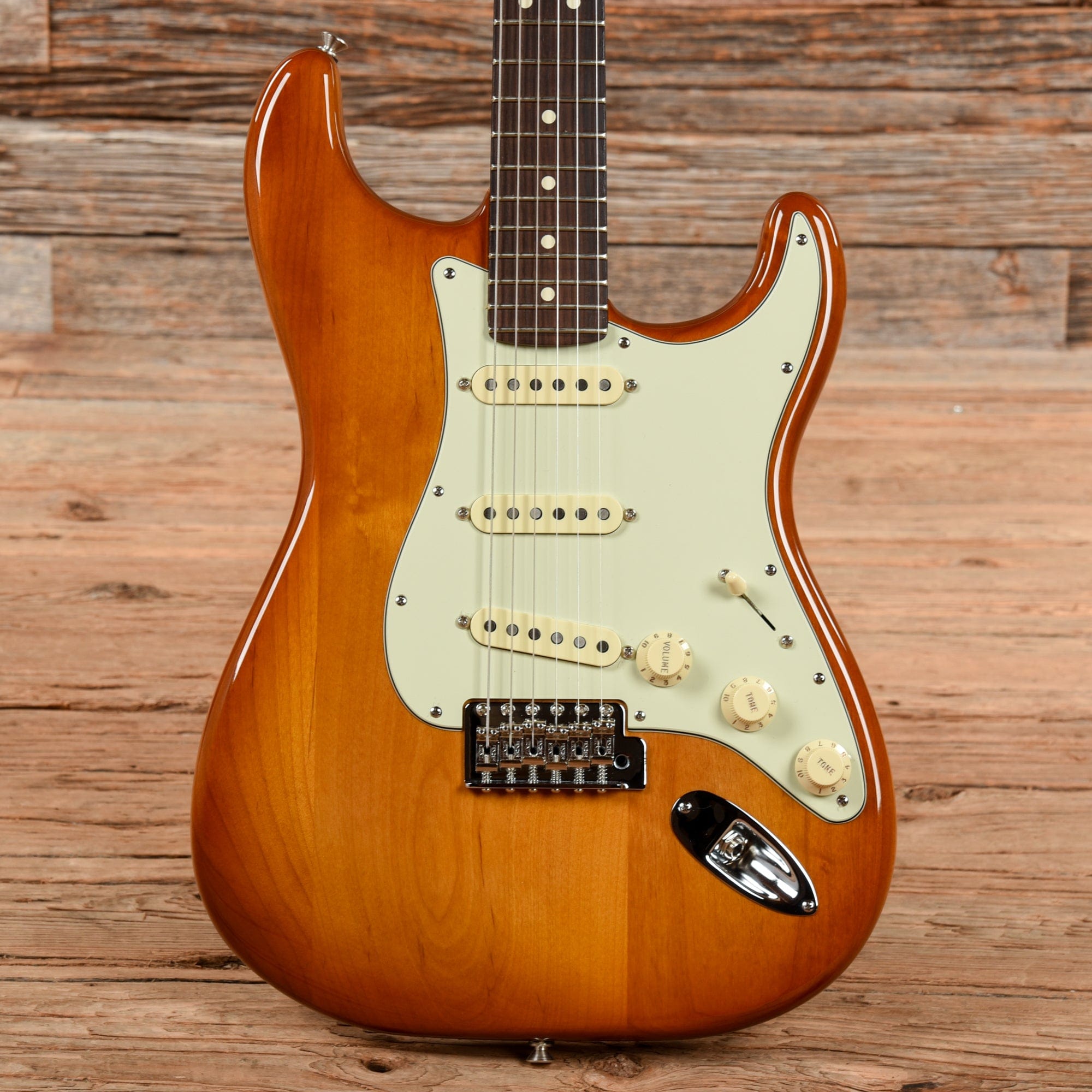 Fender Performer Stratocaster Honey 2021 Electric Guitars / Solid Body