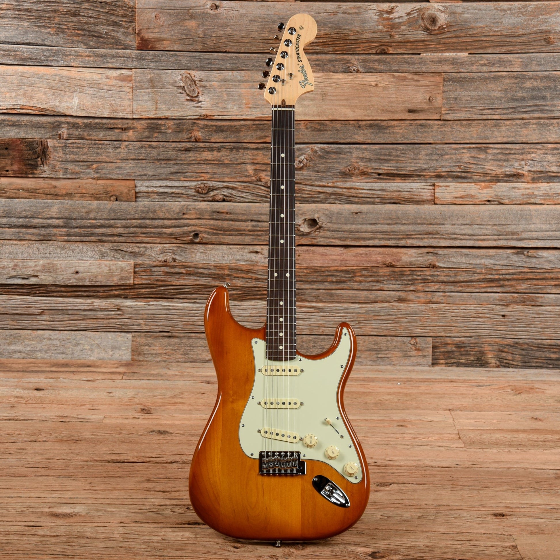 Fender Performer Stratocaster Honey 2021 Electric Guitars / Solid Body