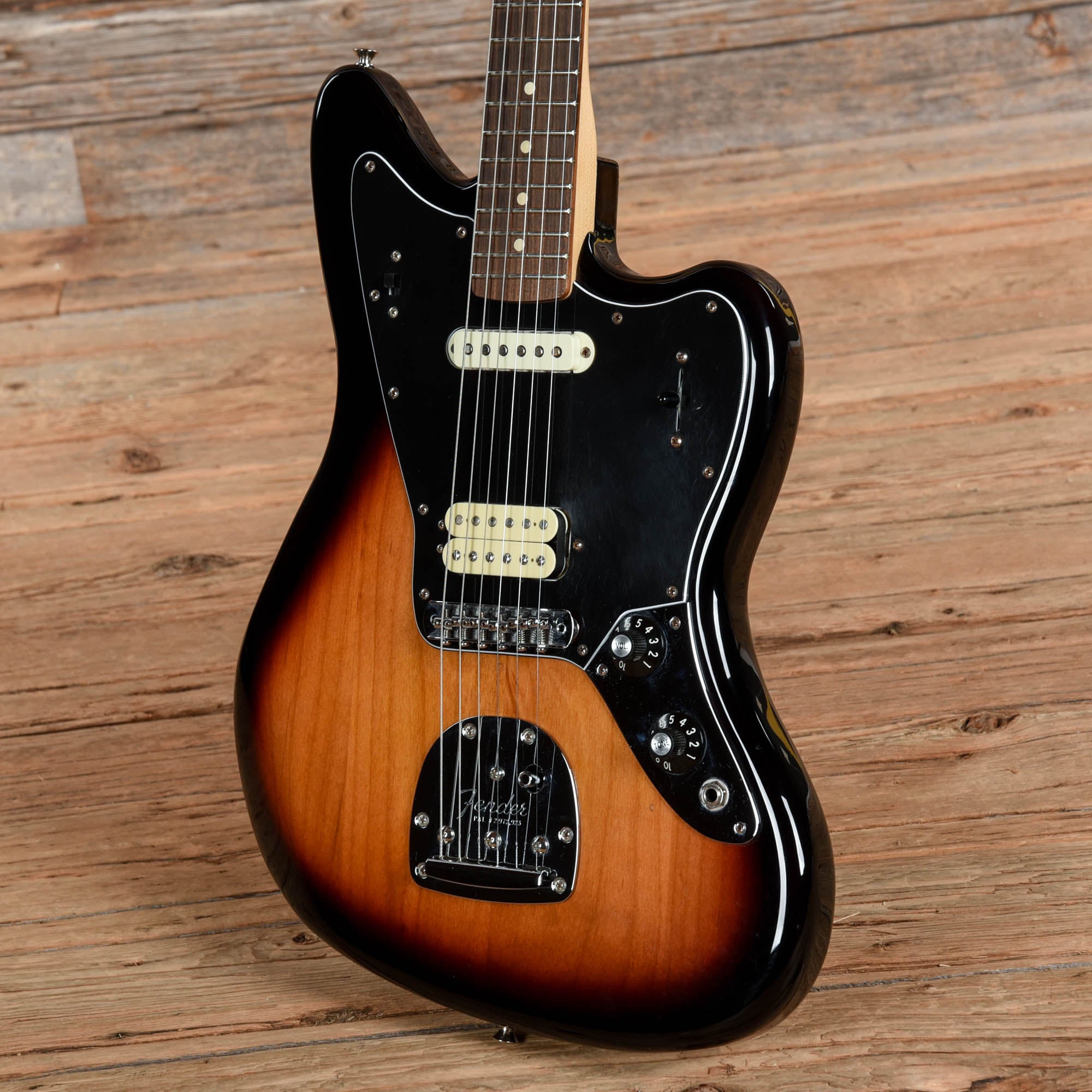 Fender Player Jaguar HS Sunburst 2022 – Chicago Music Exchange