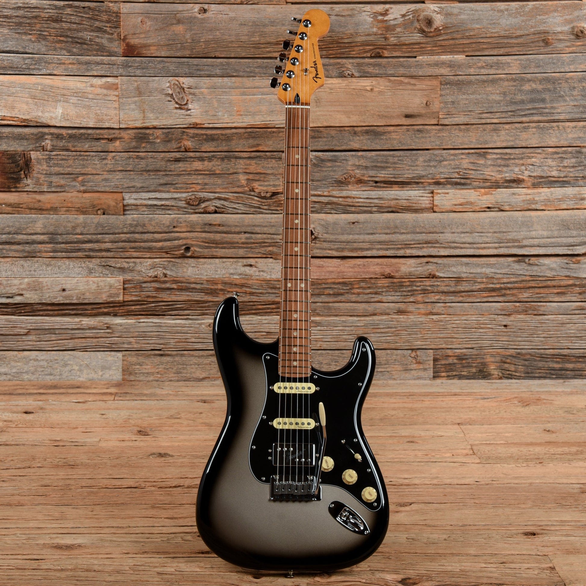 Fender Player Plus Stratocaster HSS Silverburst 2023 Electric Guitars / Solid Body