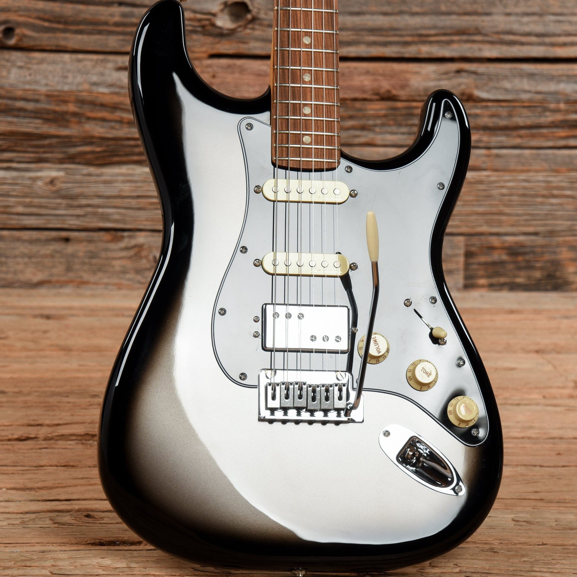 Fender Player Plus Stratocaster HSS Silverburst 2023 Electric Guitars / Solid Body