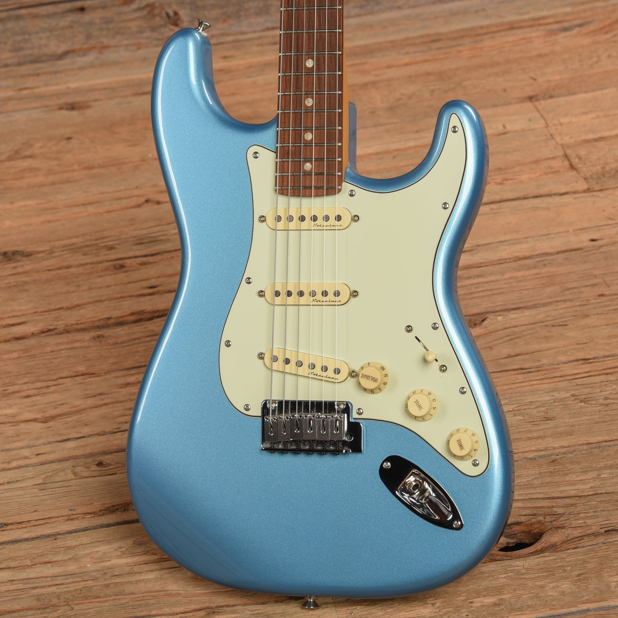Fender Player Plus Stratocaster Opal Spark 2021 Electric Guitars / Solid Body