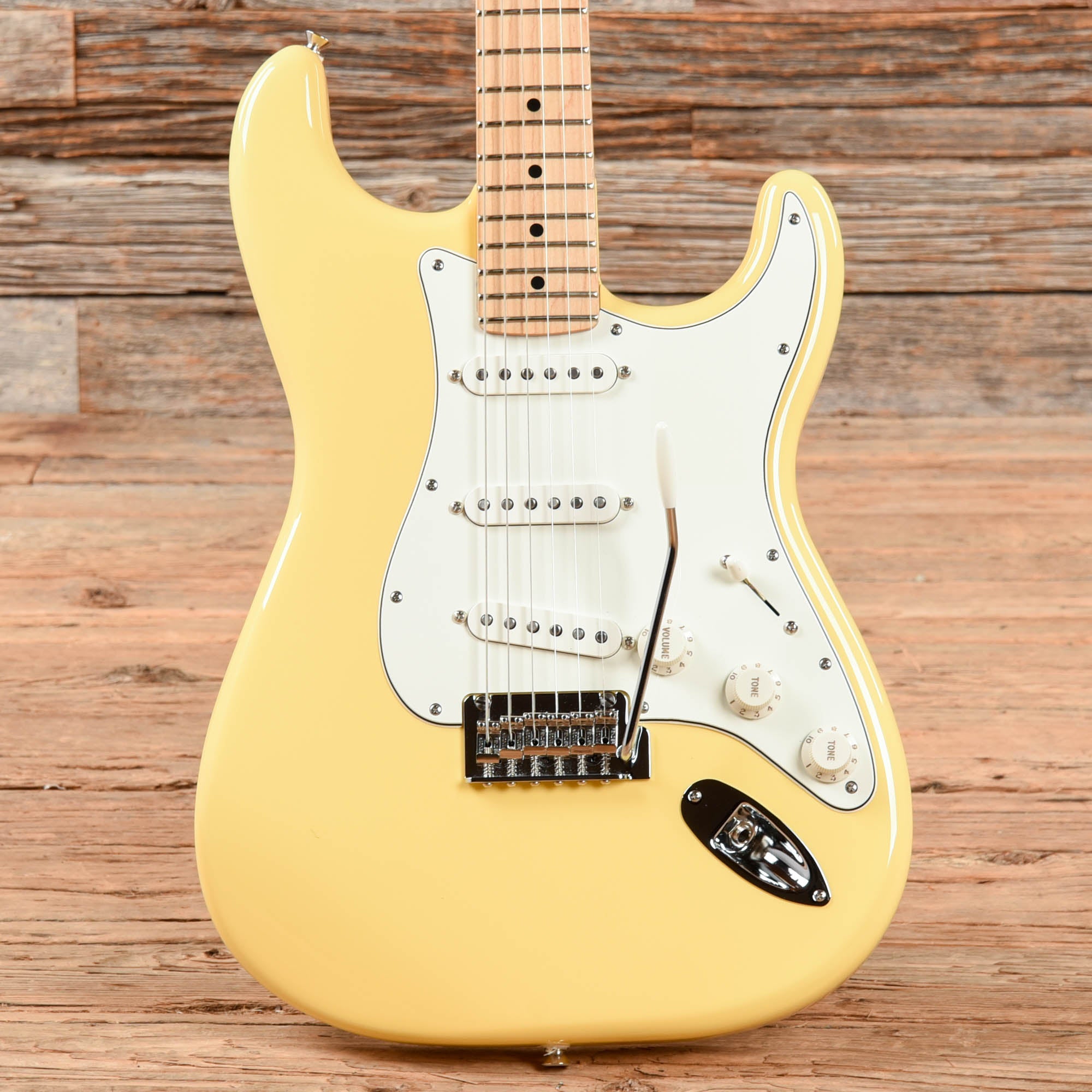 Fender Player Stratocaster Buttercream 2021 Electric Guitars / Solid Body
