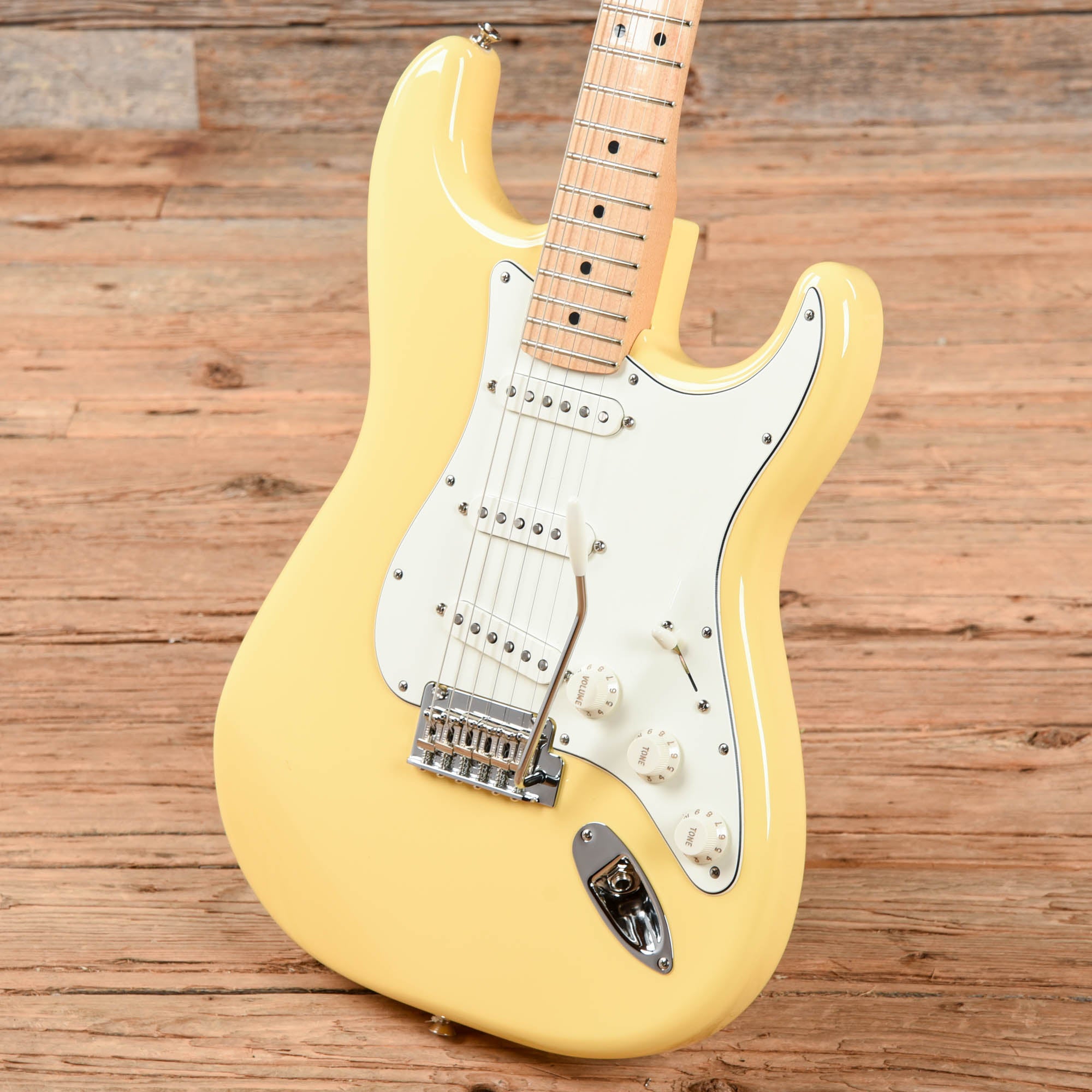 Fender Player Stratocaster Buttercream 2021 Electric Guitars / Solid Body