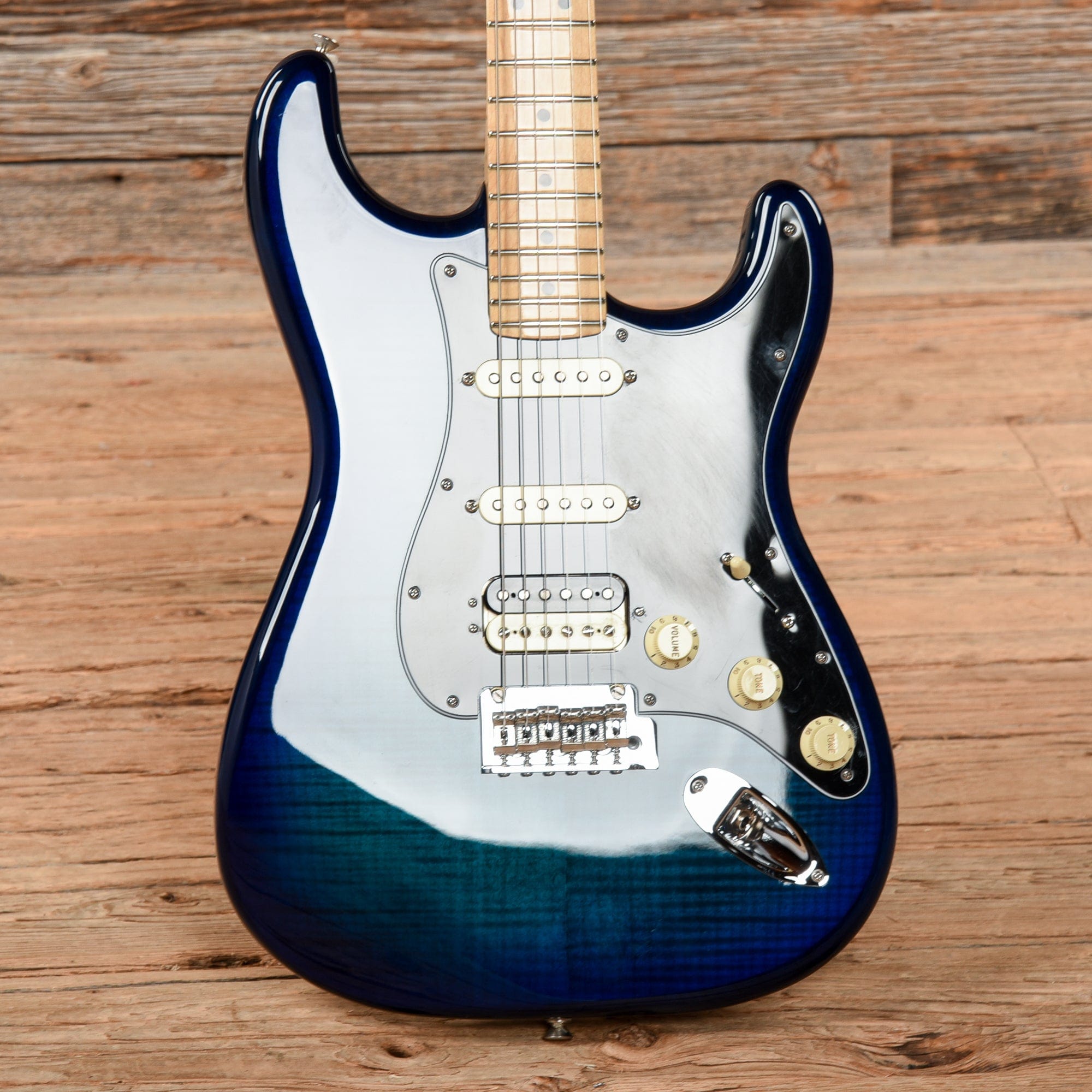 Fender Player Stratocaster HSS Plus Top Blue Burst 2019 Electric Guitars / Solid Body