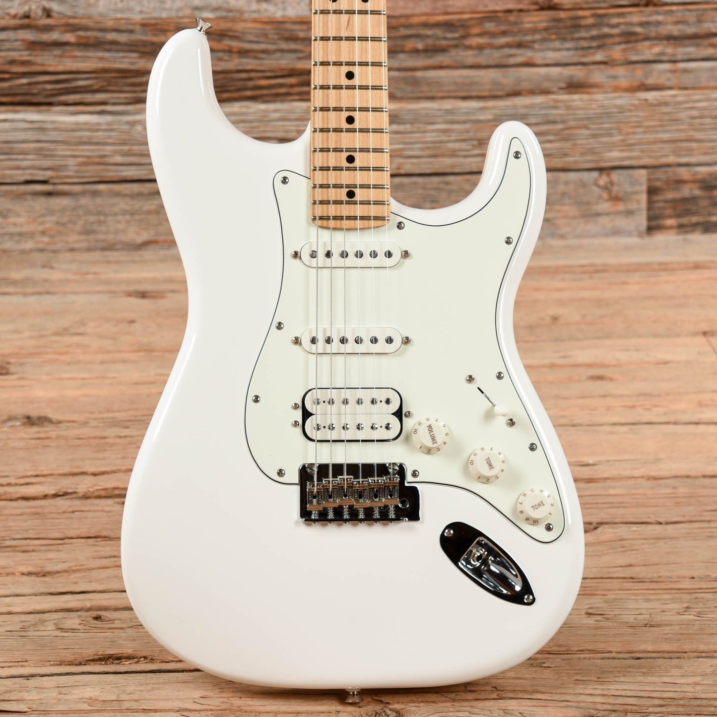 Fender Player Stratocaster HSS White 2022 Electric Guitars / Solid Body