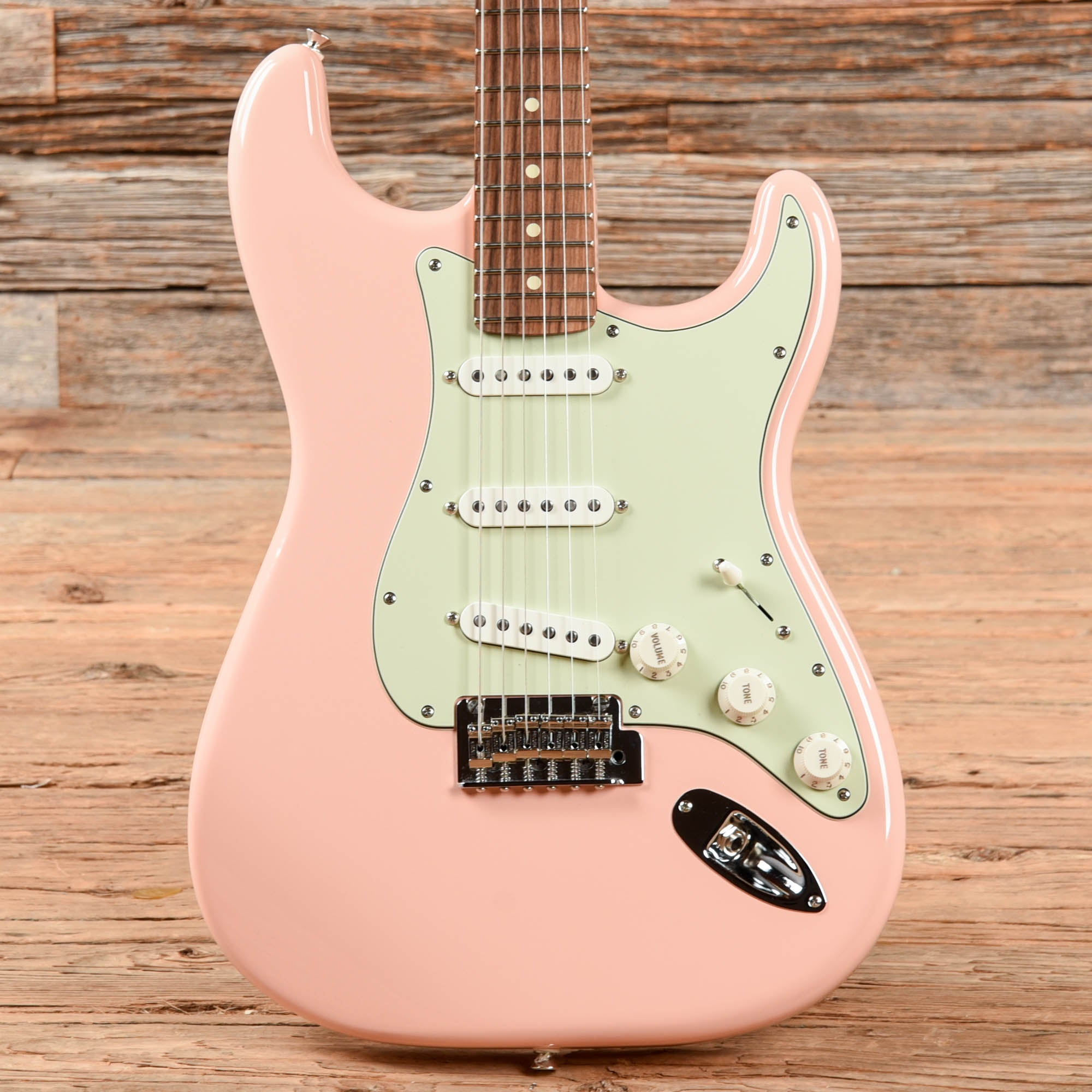 Fender Player Stratocaster Pao Ferro Board Shell Pink 2021 Electric Guitars / Solid Body
