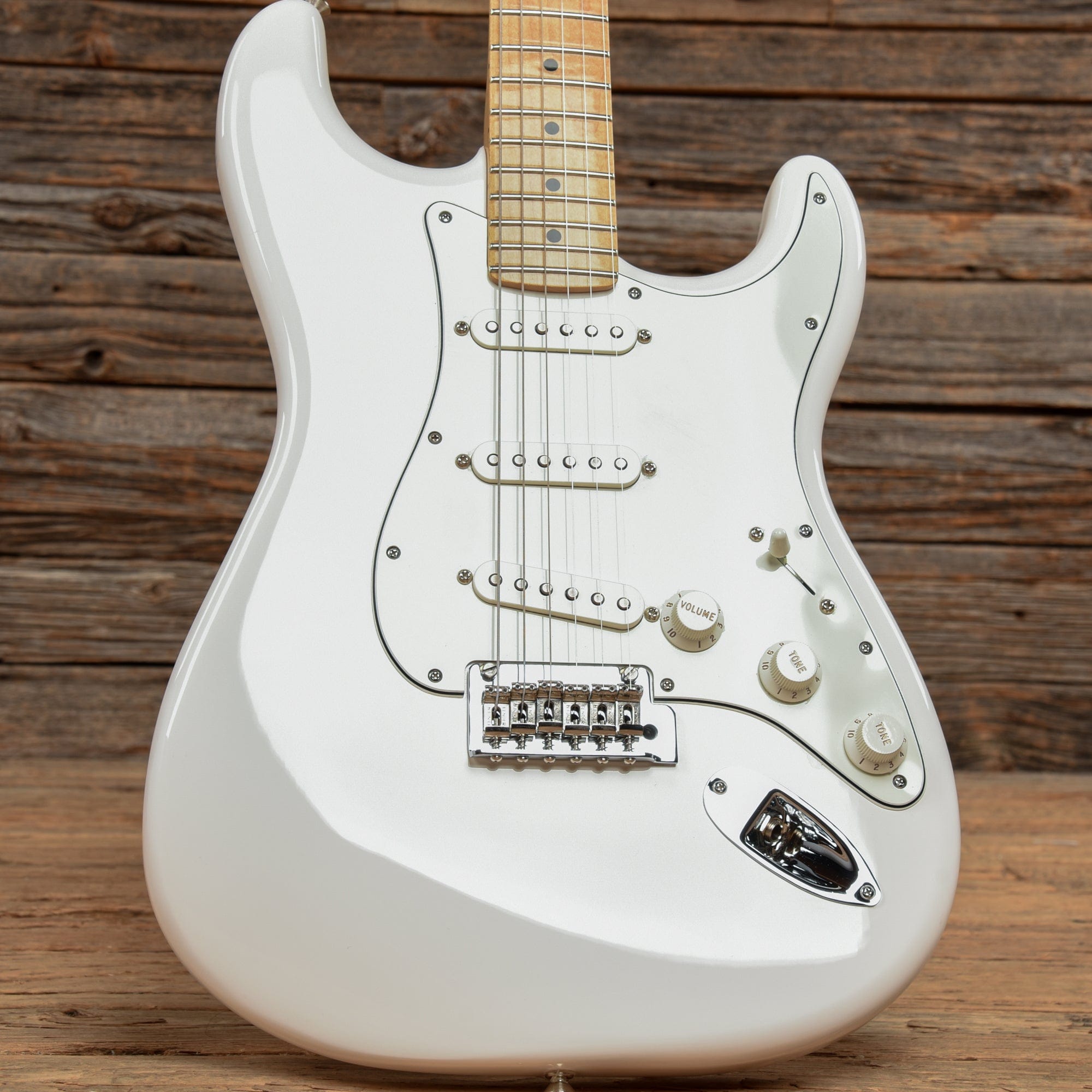 Fender Player Stratocaster Polar White 2017 Electric Guitars / Solid Body