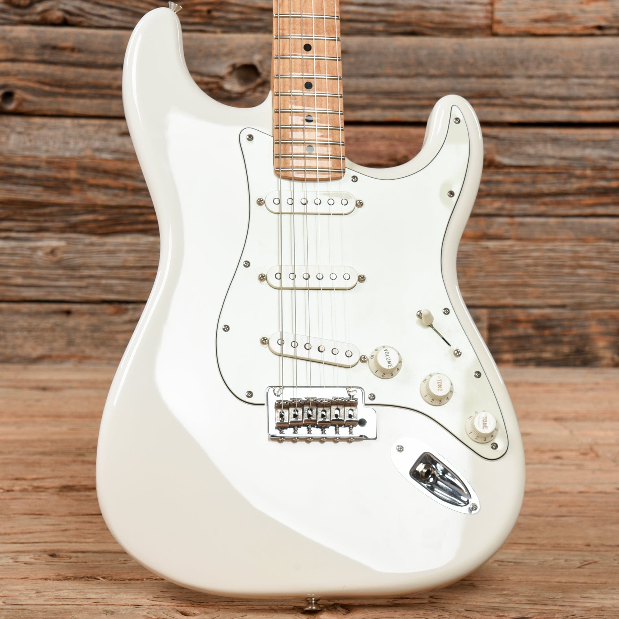 Fender Player Stratocaster Polar White 2018 Electric Guitars / Solid Body