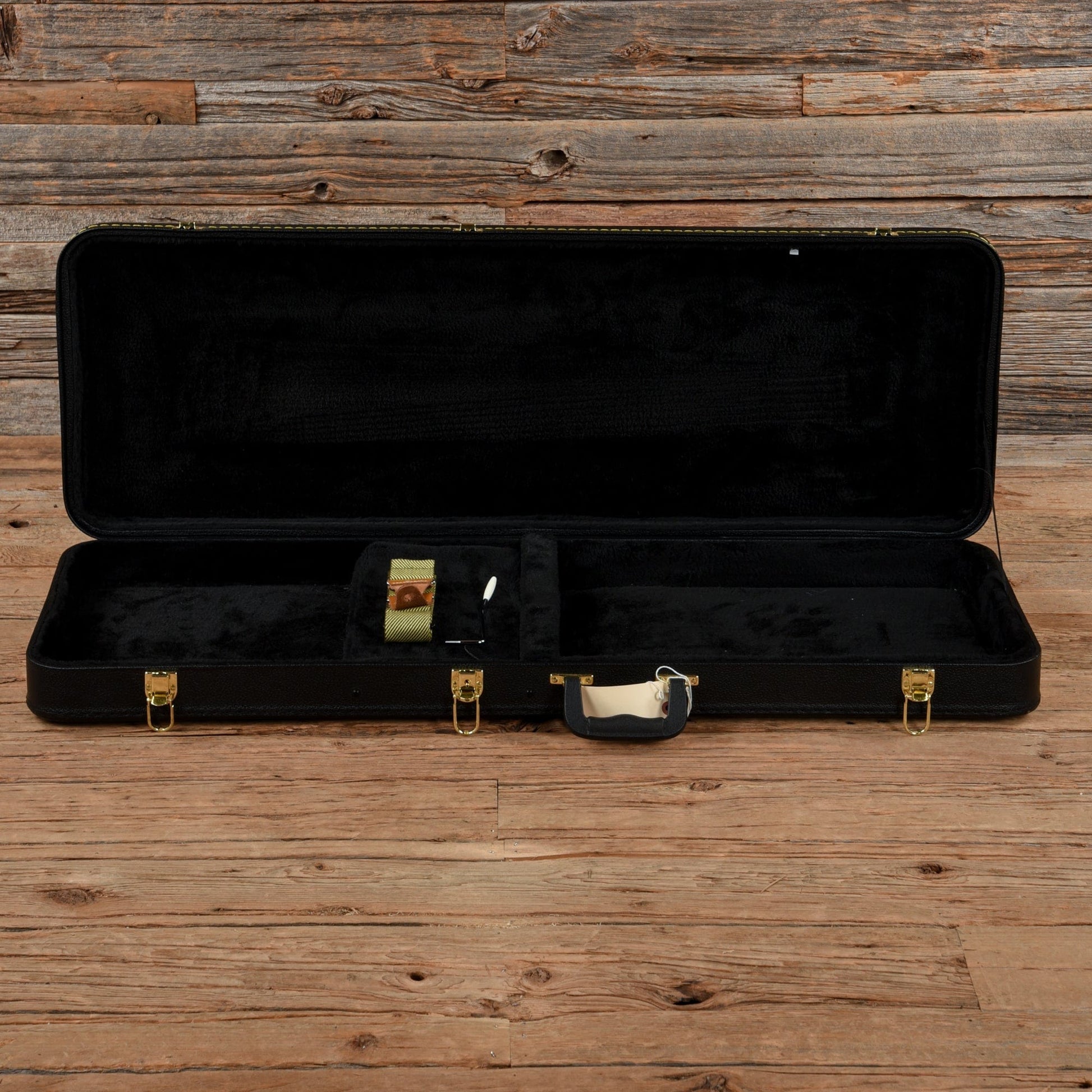 Fender Player Stratocaster Polar White 2018 Electric Guitars / Solid Body