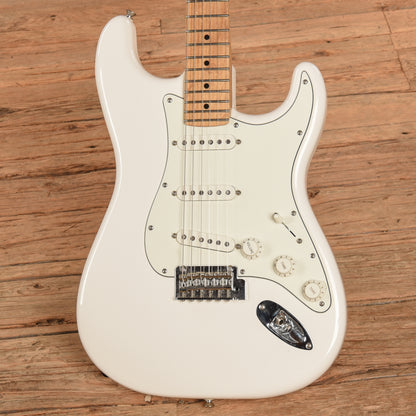 Fender Player Stratocaster Polar White 2019 Electric Guitars / Solid Body
