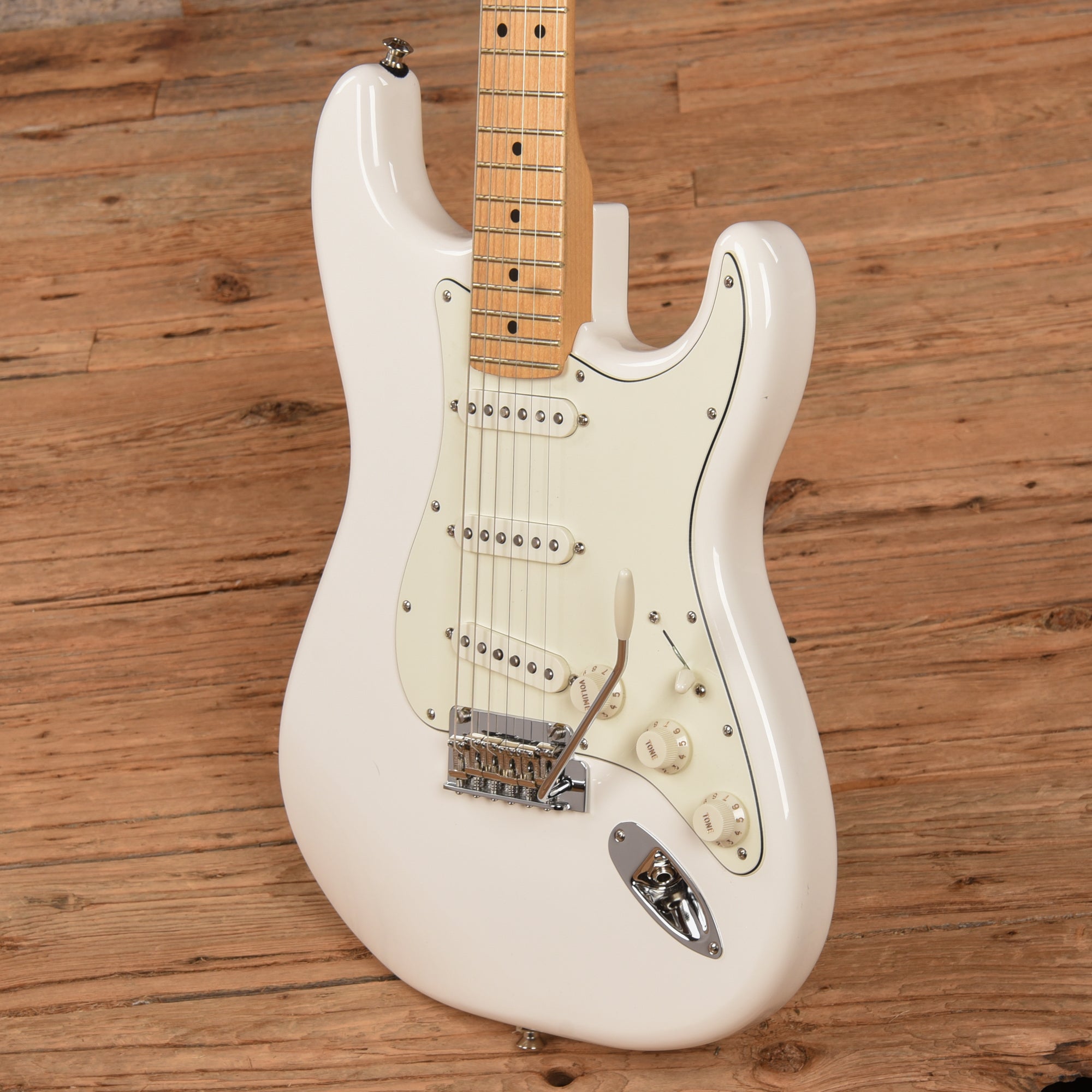 Fender Player Stratocaster Polar White 2022 Electric Guitars / Solid Body