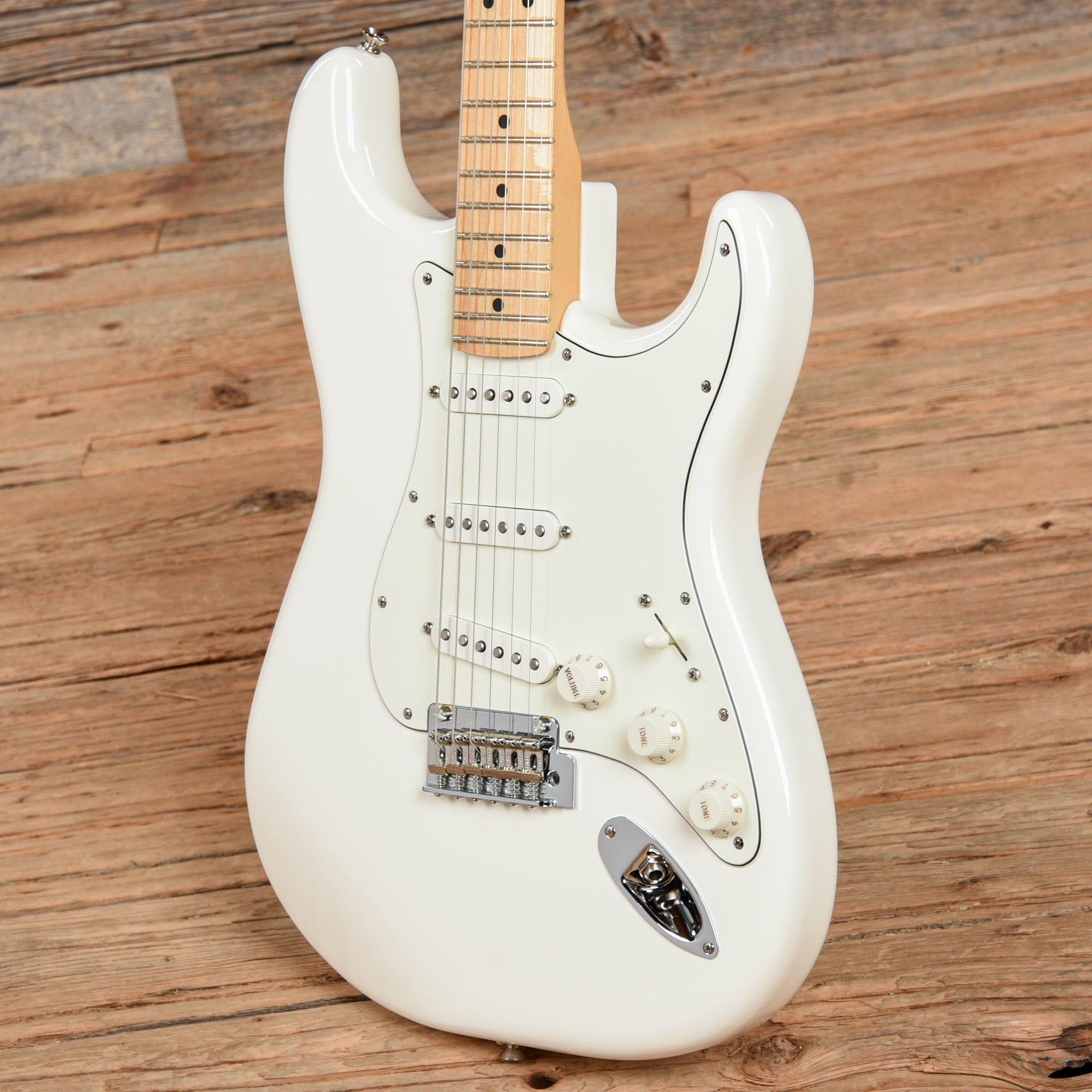 Stratocaster Back Fender Player Stratocaster Polar White 2022 – Chicago Music Exchange