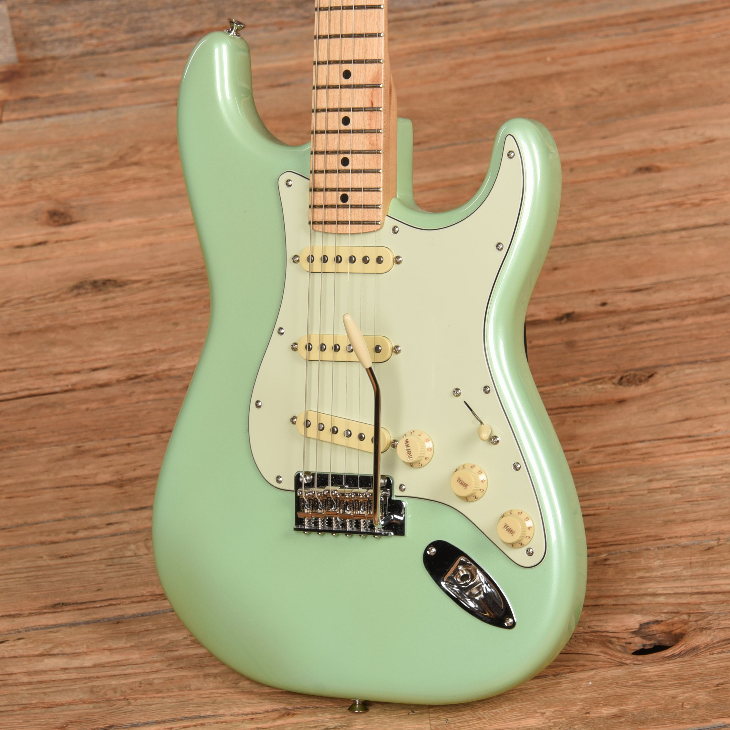Fender Player Stratocaster Sea Foam Pearl 2022 Electric Guitars / Solid Body