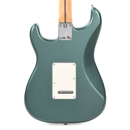 Fender Player Stratocaster Sherwood Green Metallic w/3-Ply Parchment Pickguard Electric Guitars / Solid Body
