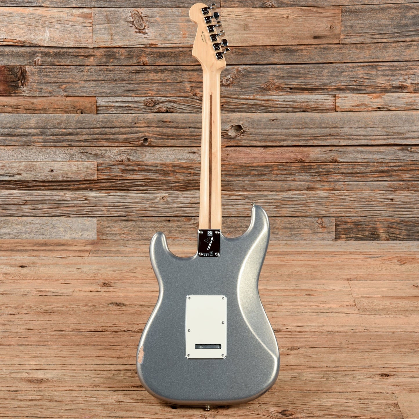 Fender Player Stratocaster Silver Electric Guitars / Solid Body