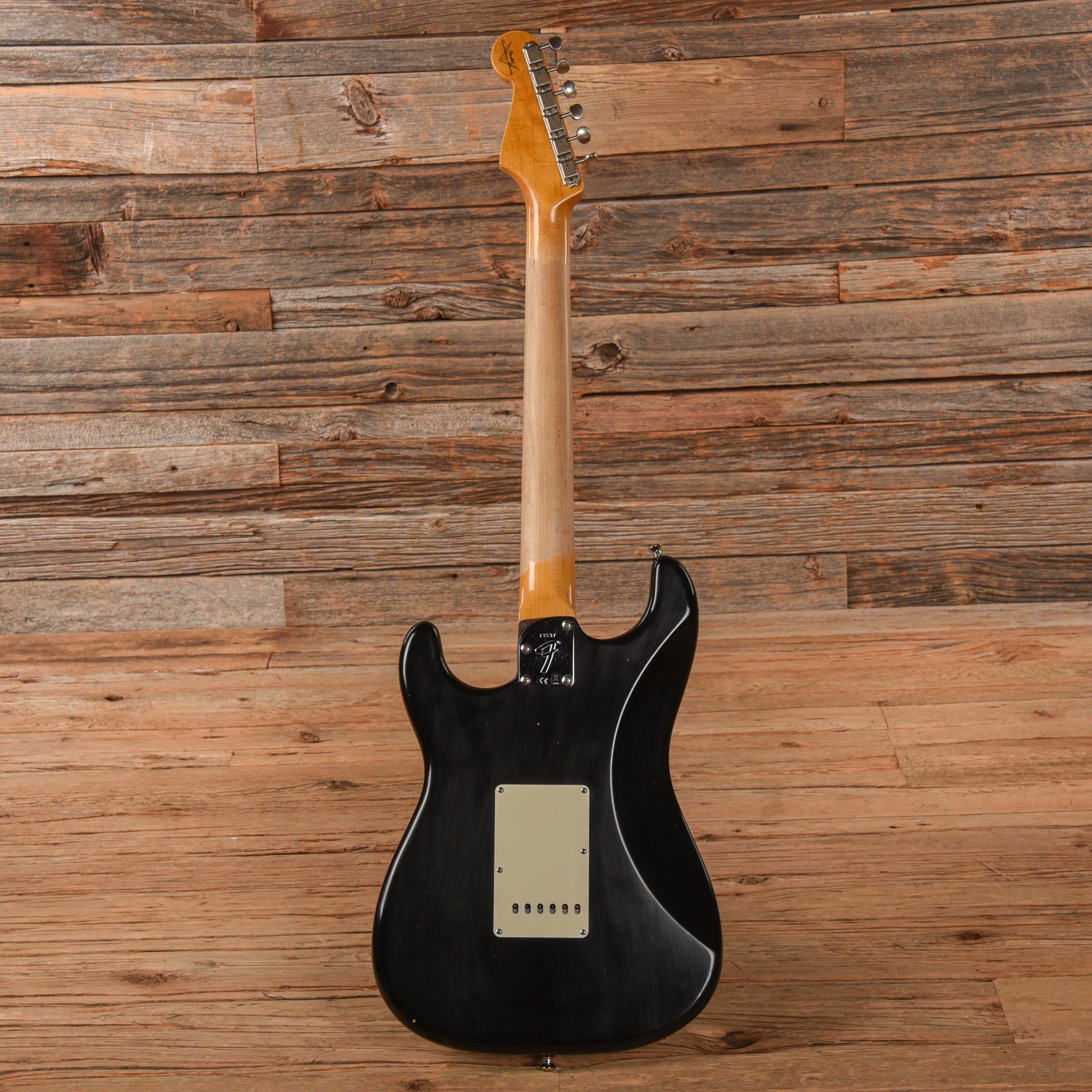 Fender Postmodern Strat Journeyman Relic Black 2022 Electric Guitars / Solid Body
