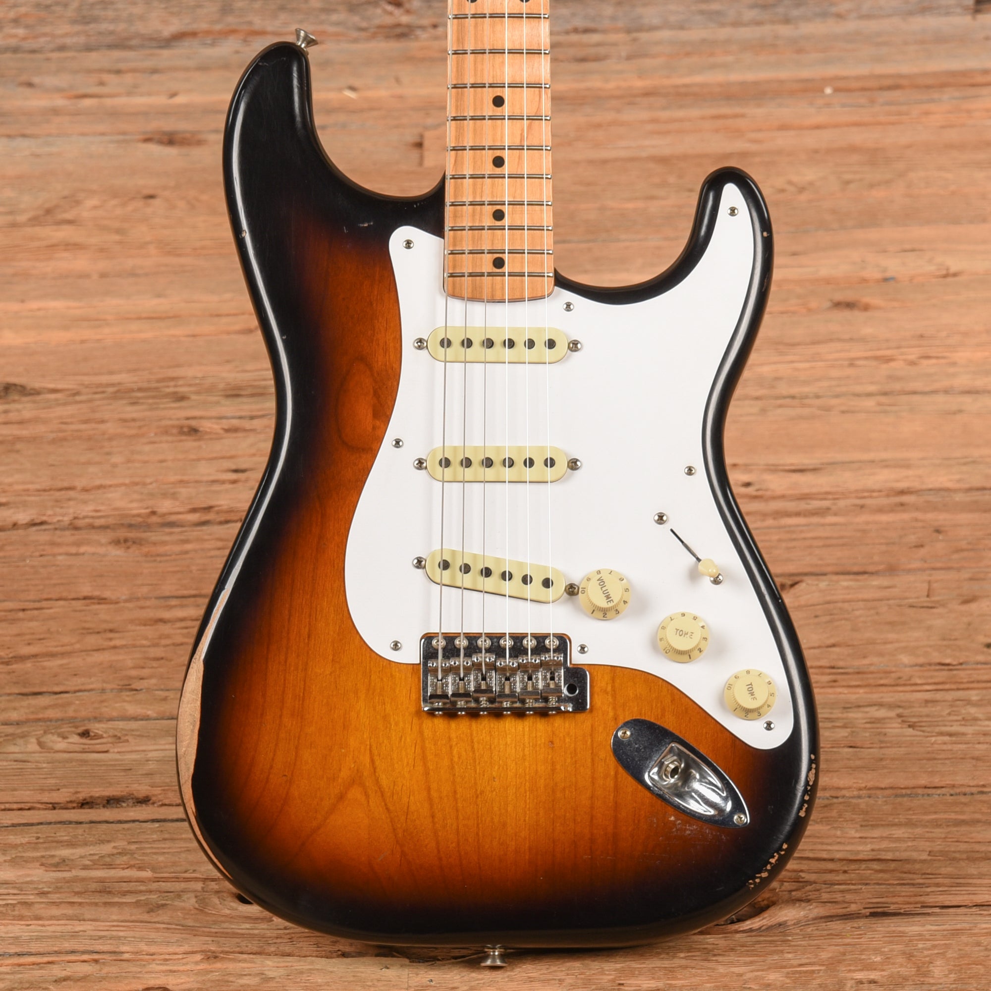 Fender Road Worn '50s Stratocaster 2-Tone Sunburst 2017 Electric Guitars / Solid Body
