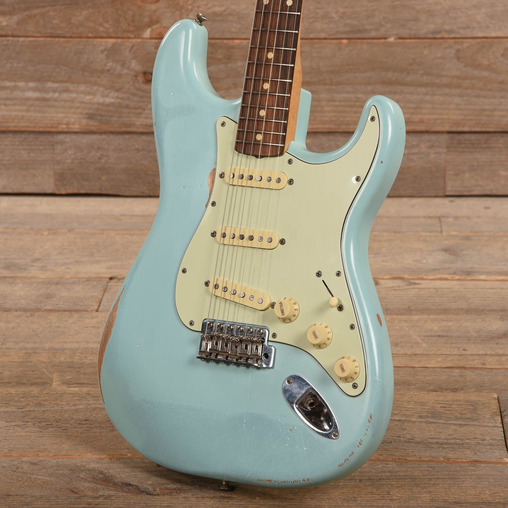 Fender Road Worn '60s Stratocaster Daphne Blue w/Pure Vintage '59 Pickups Electric Guitars / Solid Body