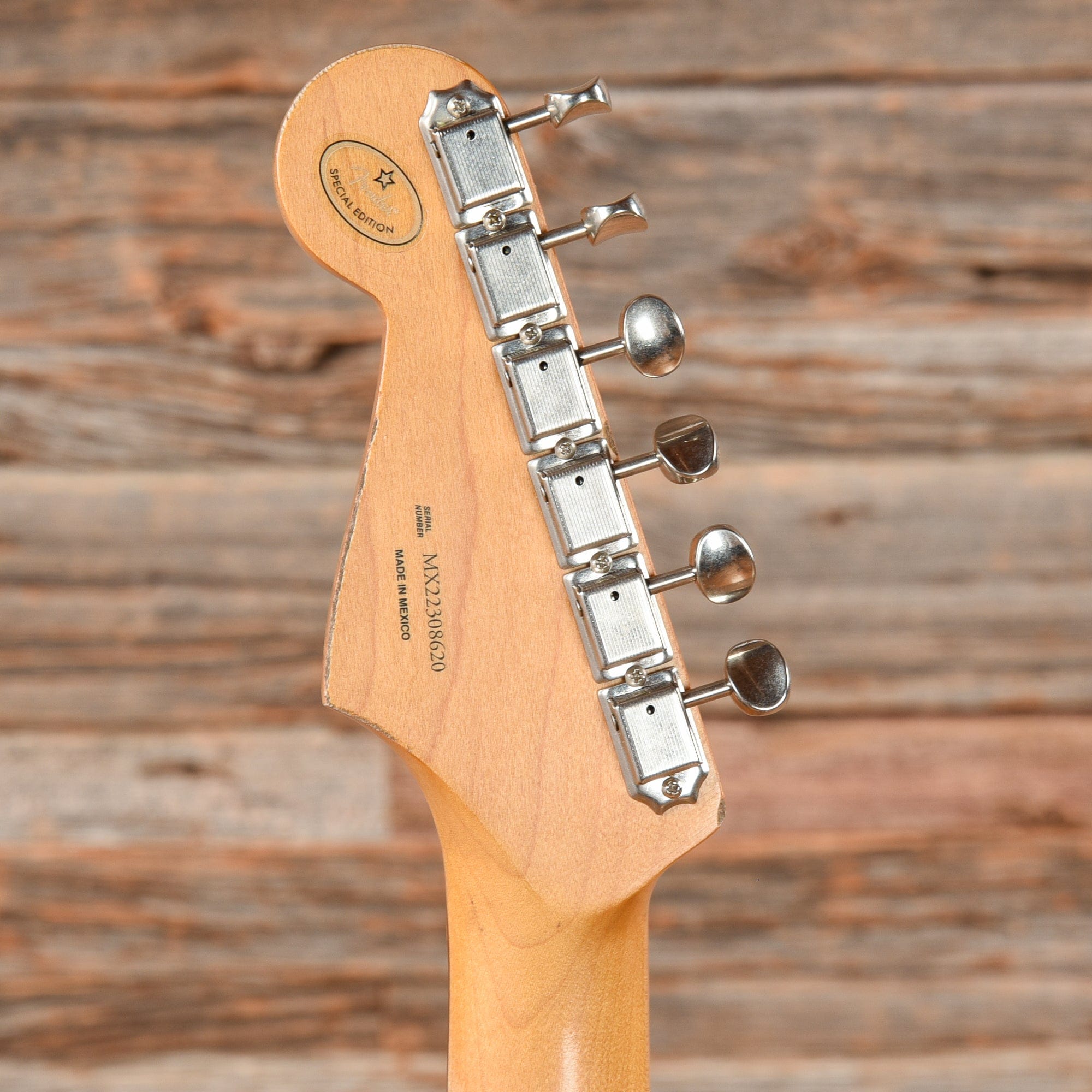 Fender Road Worn 60s Stratocaster Vintage White Electric Guitars / Solid Body