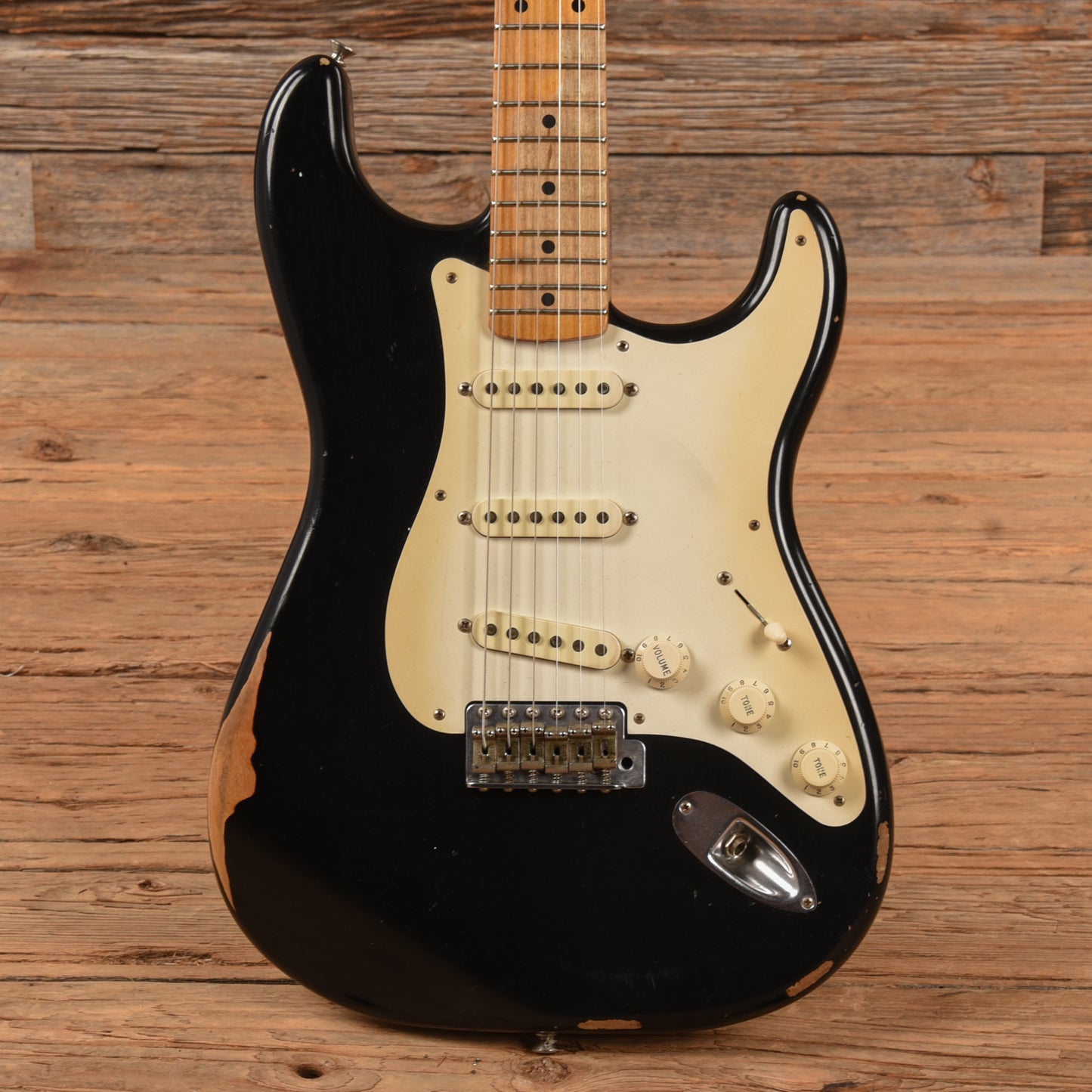 Fender Road Worn Stratocaster Black 2011 Electric Guitars / Solid Body
