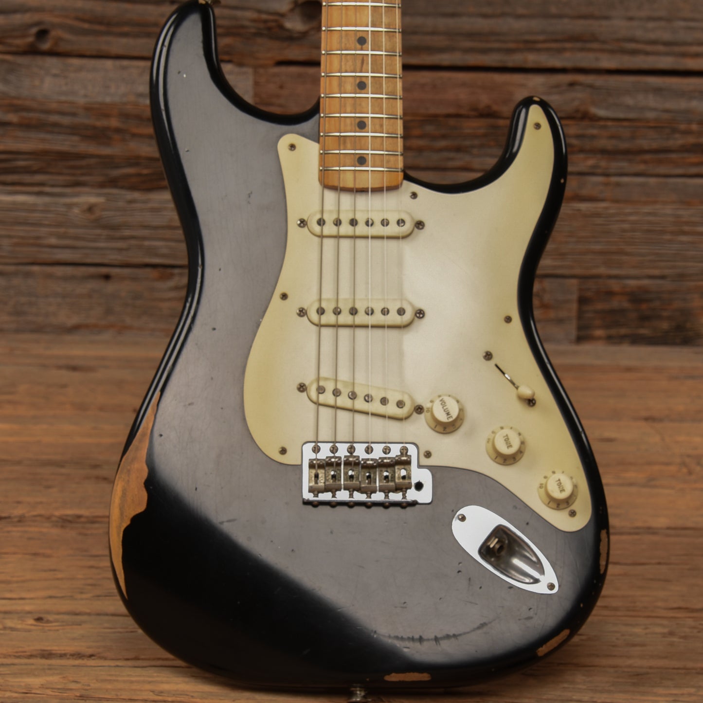 Fender Road Worn Stratocaster Black 2011 Electric Guitars / Solid Body