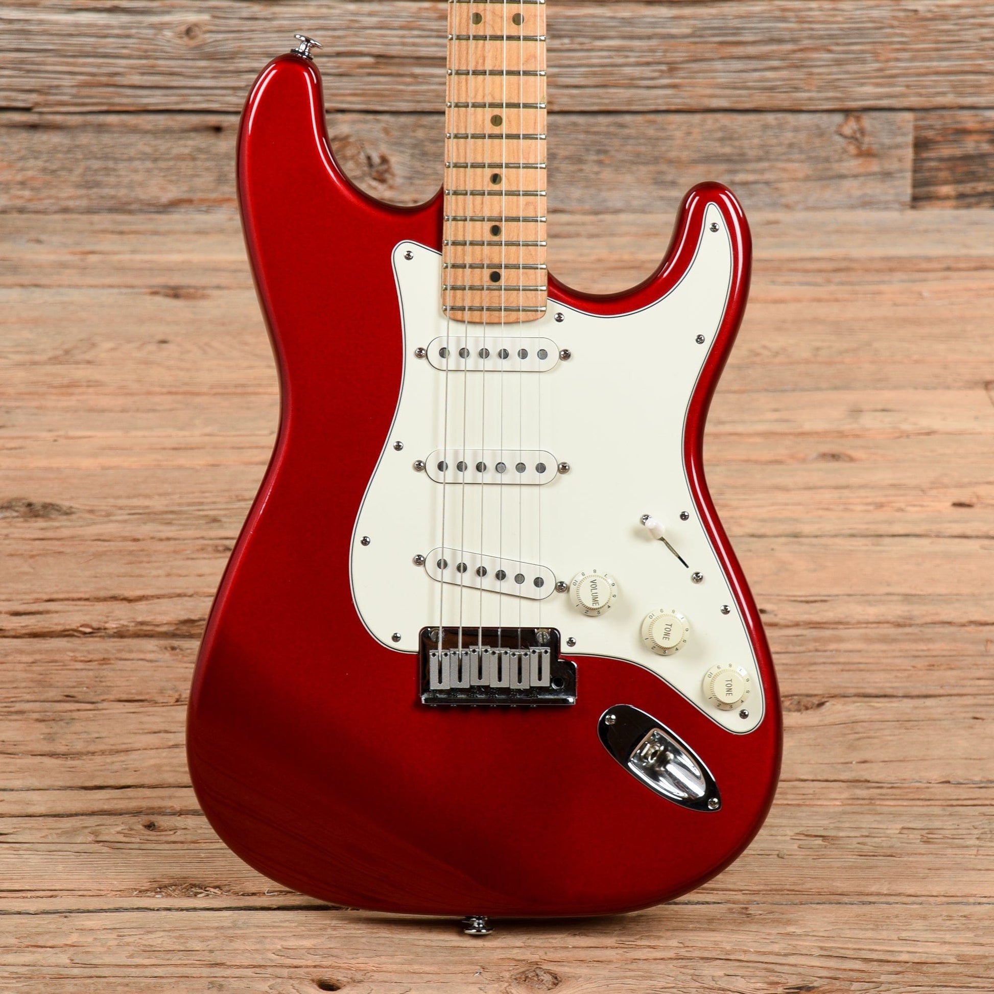 Fender Roadhouse Stratocaster Candy Apple Red 1997 Electric Guitars / Solid Body