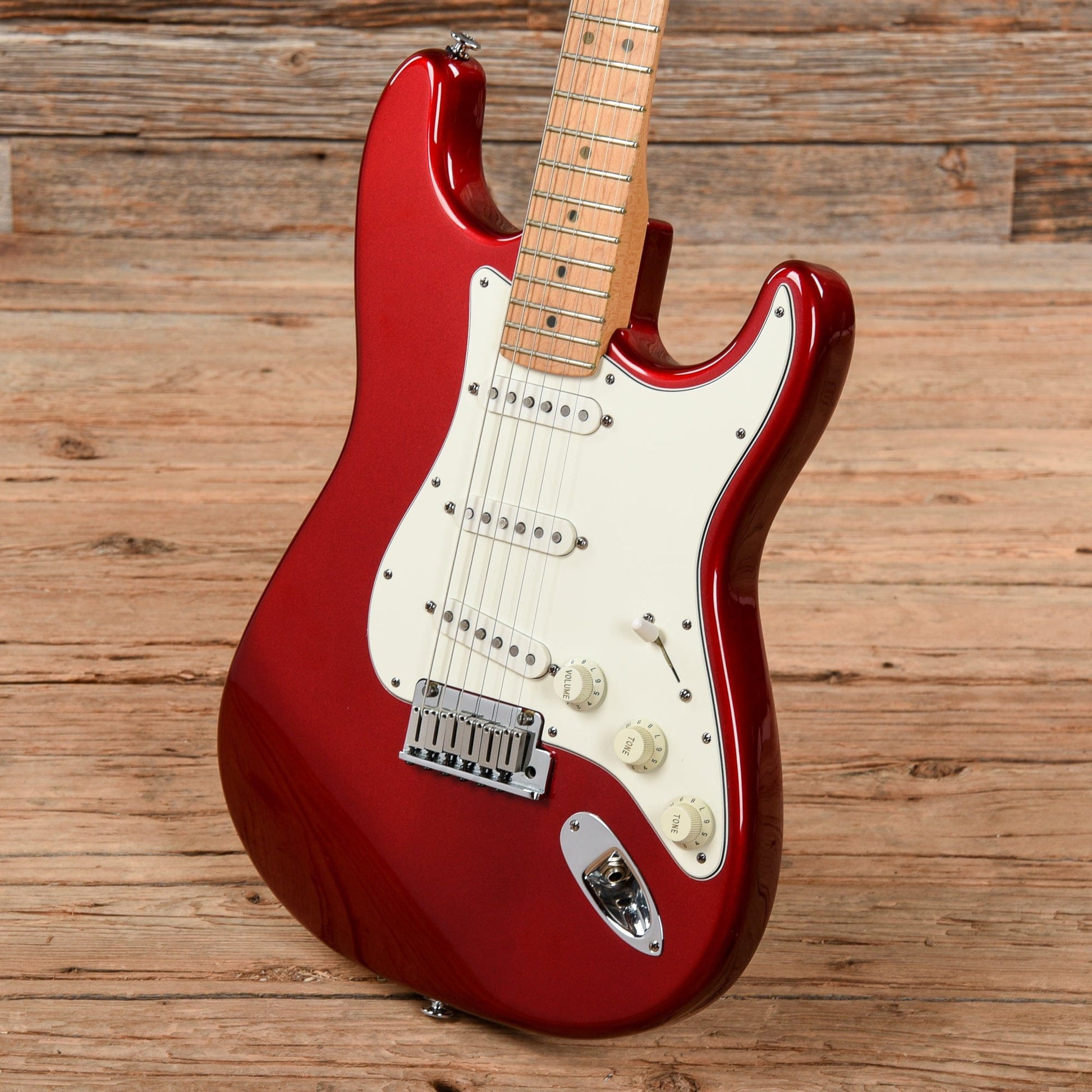 Fender Roadhouse Stratocaster Candy Apple Red 1997 Electric Guitars / Solid Body