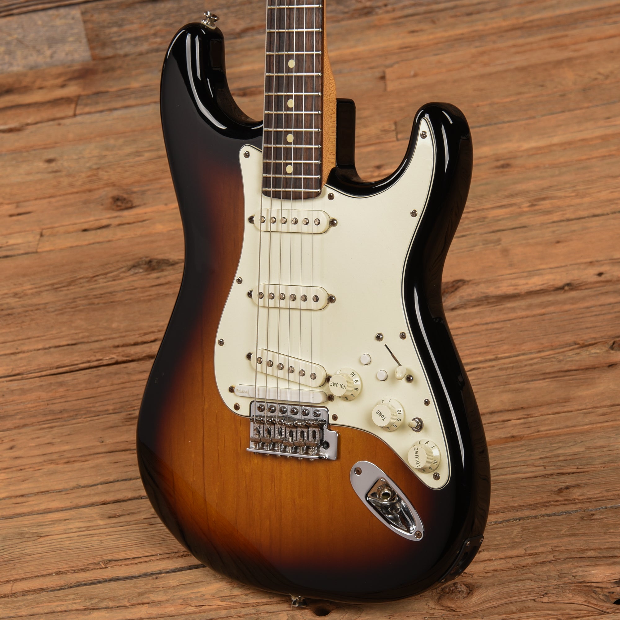 Fender Roland Ready Stratocaster Sunburst 2012 Electric Guitars / Solid Body