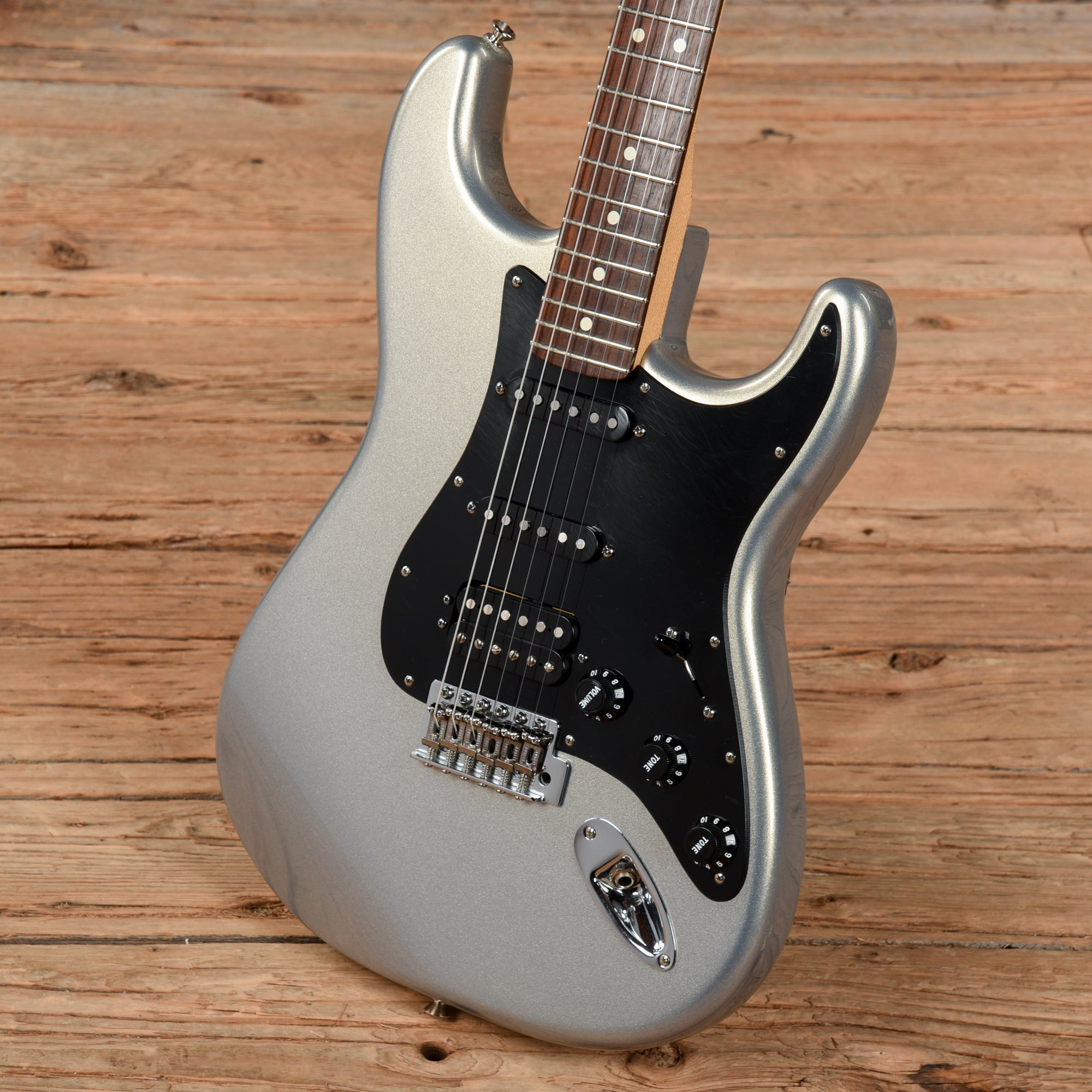 Fender Special Edition Lone Star Stratocaster HSS Ghost Silver 2014 Electric Guitars / Solid Body
