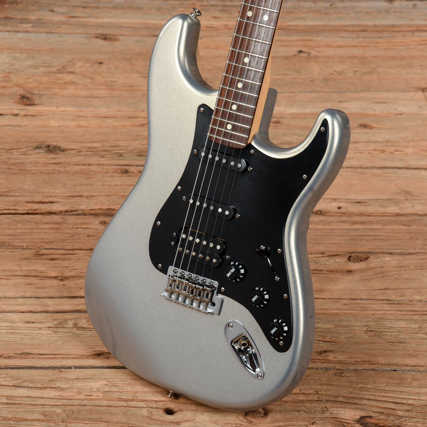 Fender Special Edition Lone Star Stratocaster HSS Ghost Silver 2014 Electric Guitars / Solid Body