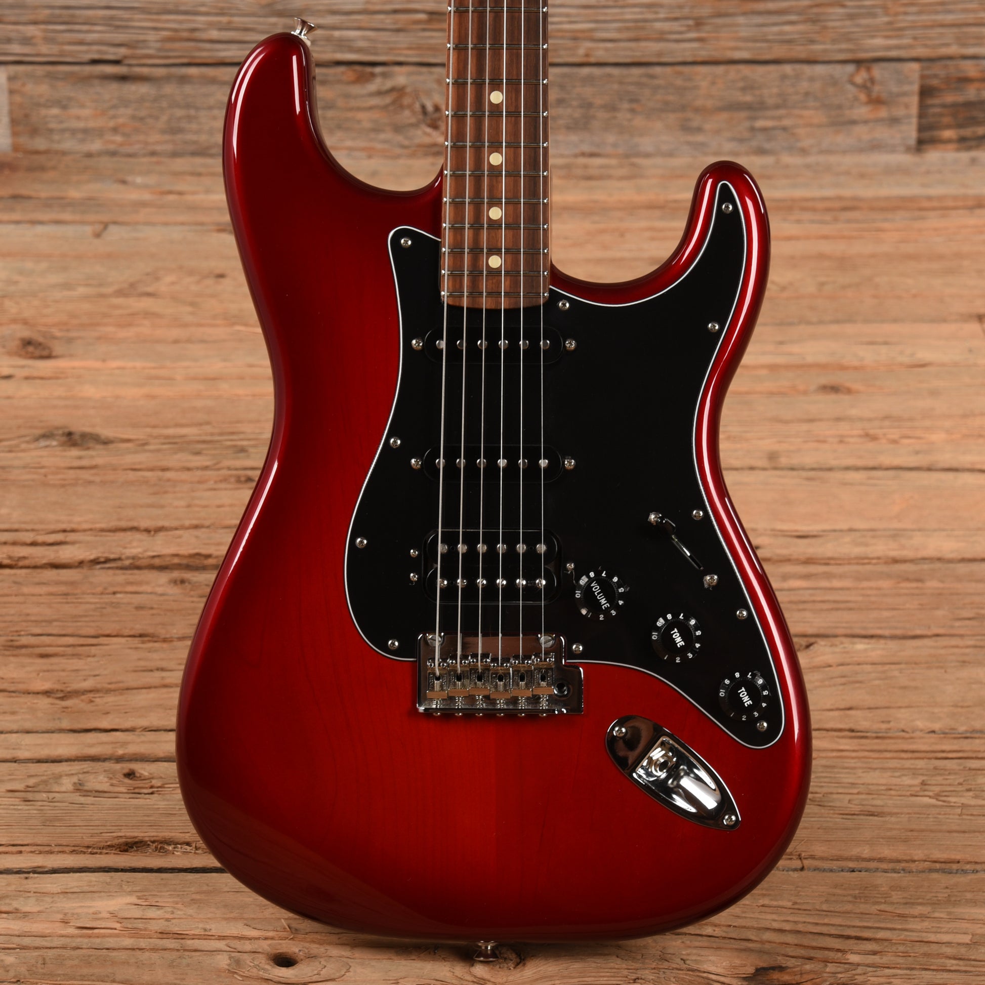 Fender Special Edition Player Stratocaster HSS Candy Red Burst 2019 Electric Guitars / Solid Body