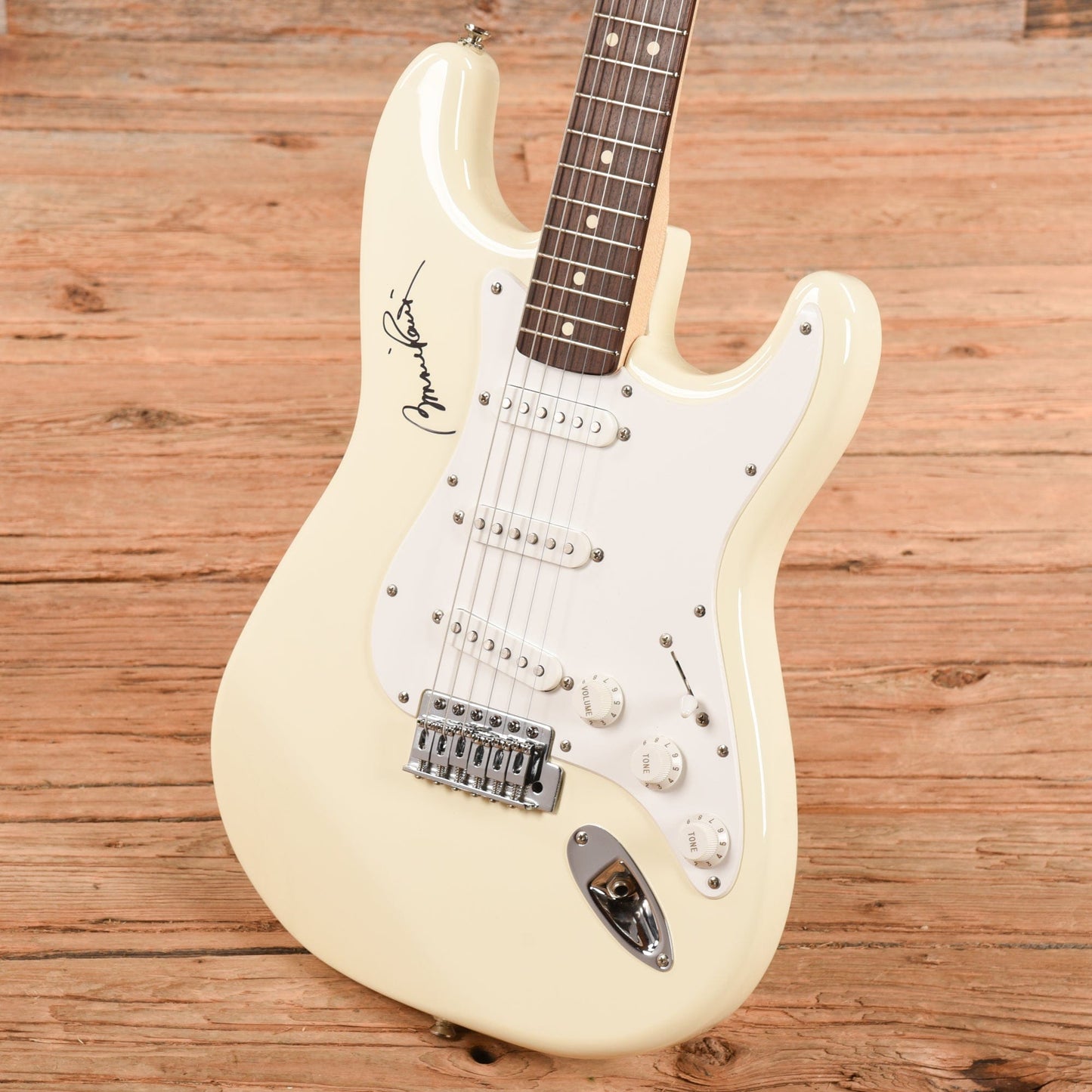 Fender "Squier Series" Standard Stratocaster Olympic White 1995 Electric Guitars / Solid Body