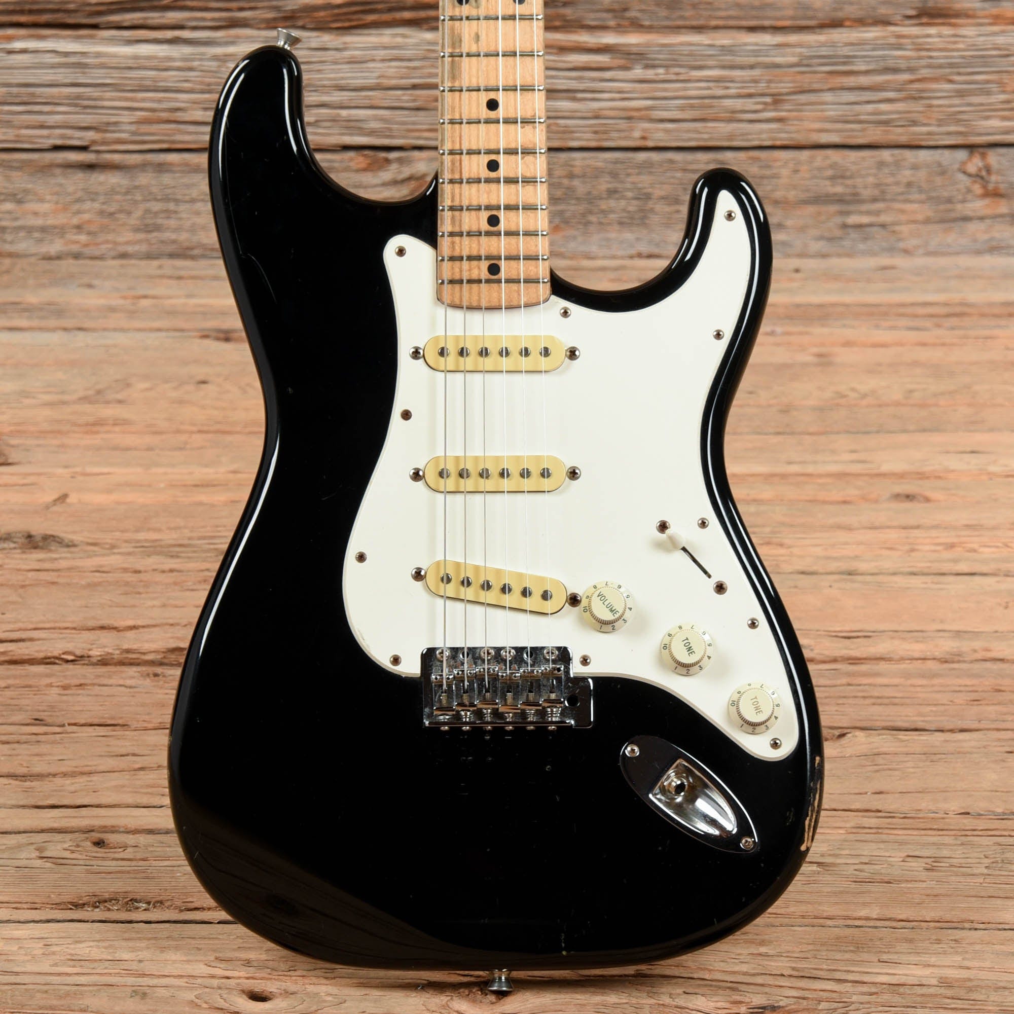 Fender Squier Series Stratocaster Black 1996 Electric Guitars / Solid Body