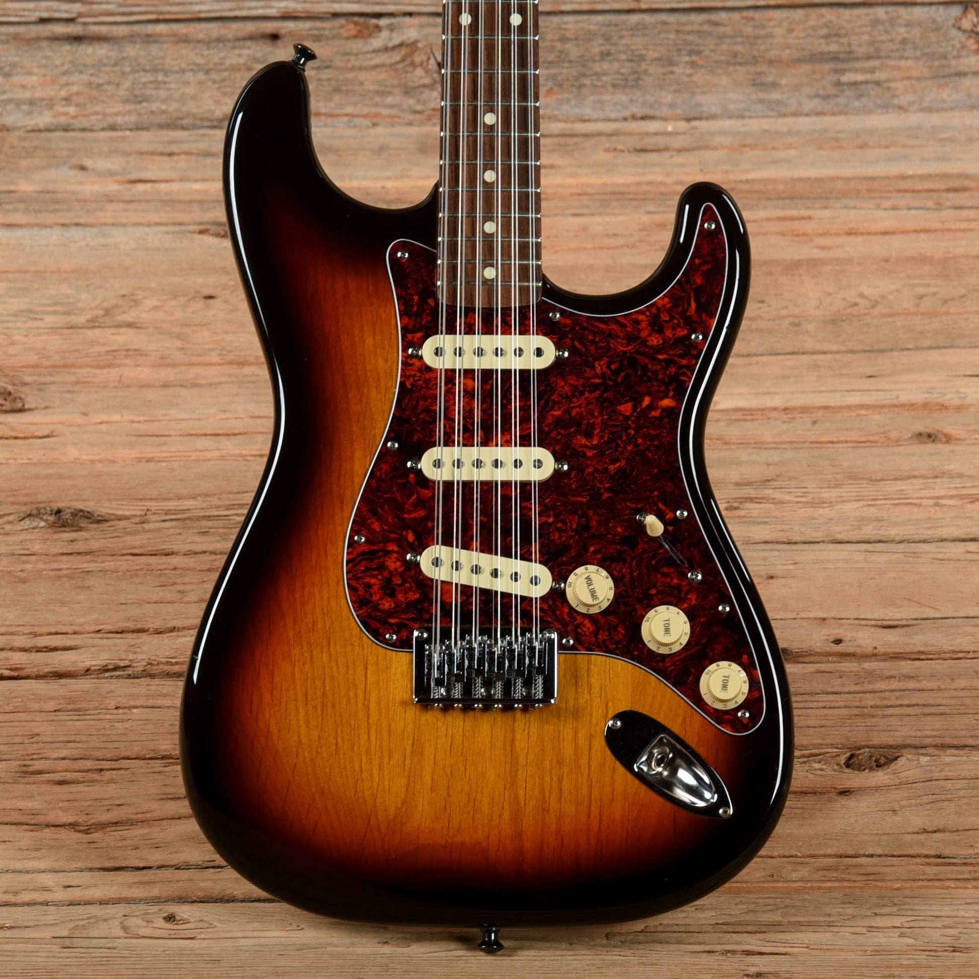 Fender ST-12 12-String Stratocaster Sunburst 2004 Electric Guitars / Solid Body