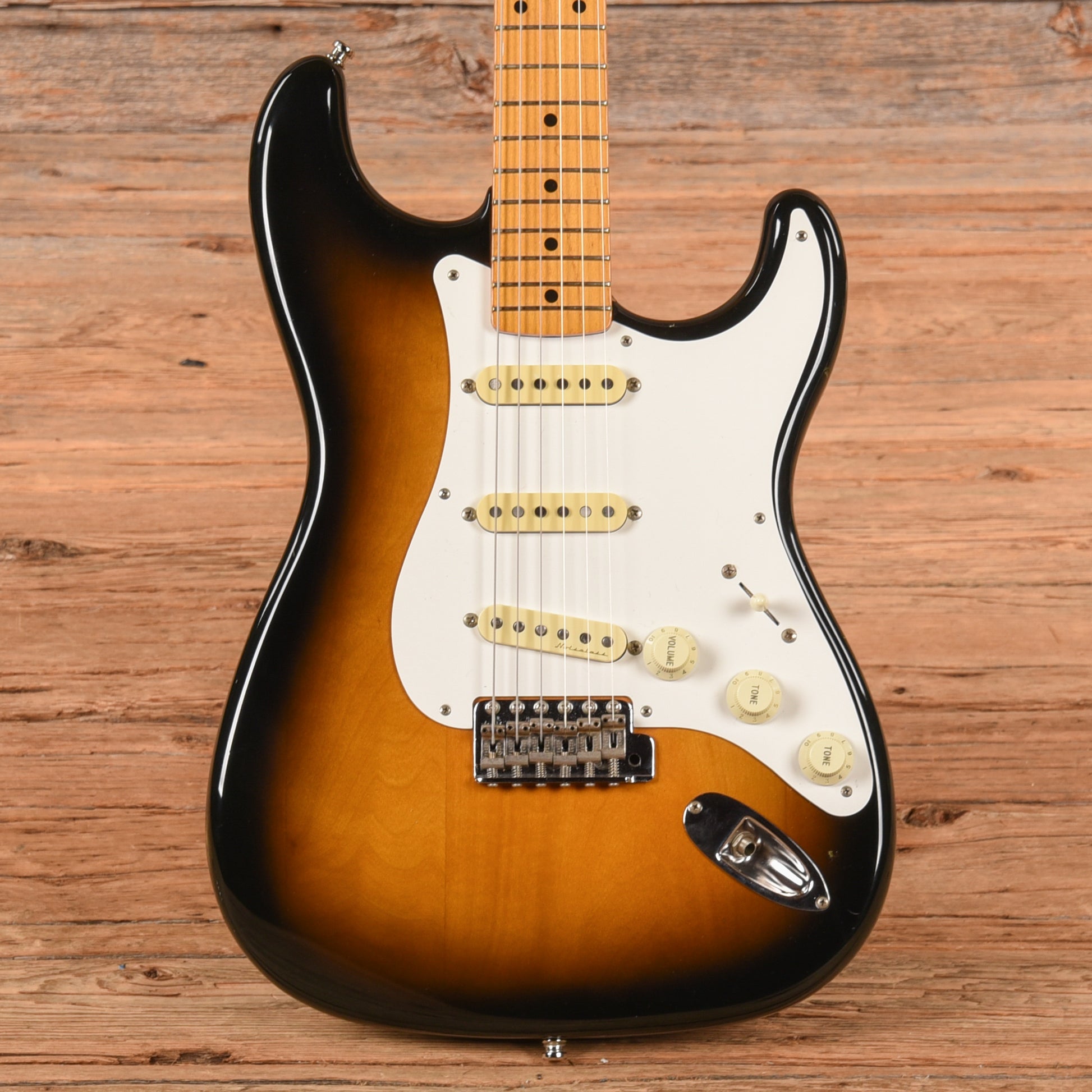 Fender ST-54 Stratocaster Reissue MIJ 2-Color Sunburst Electric Guitars / Solid Body