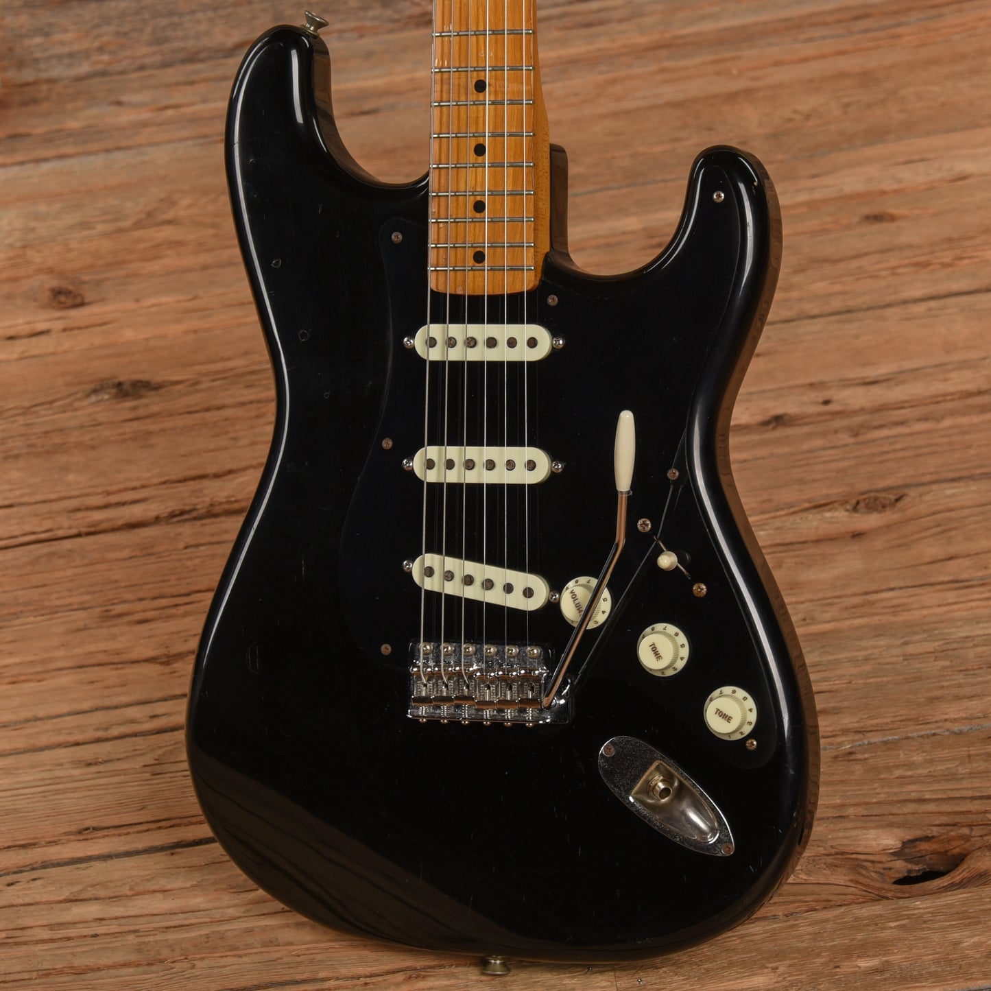 Fender ST-57 Black 1987 Electric Guitars / Solid Body