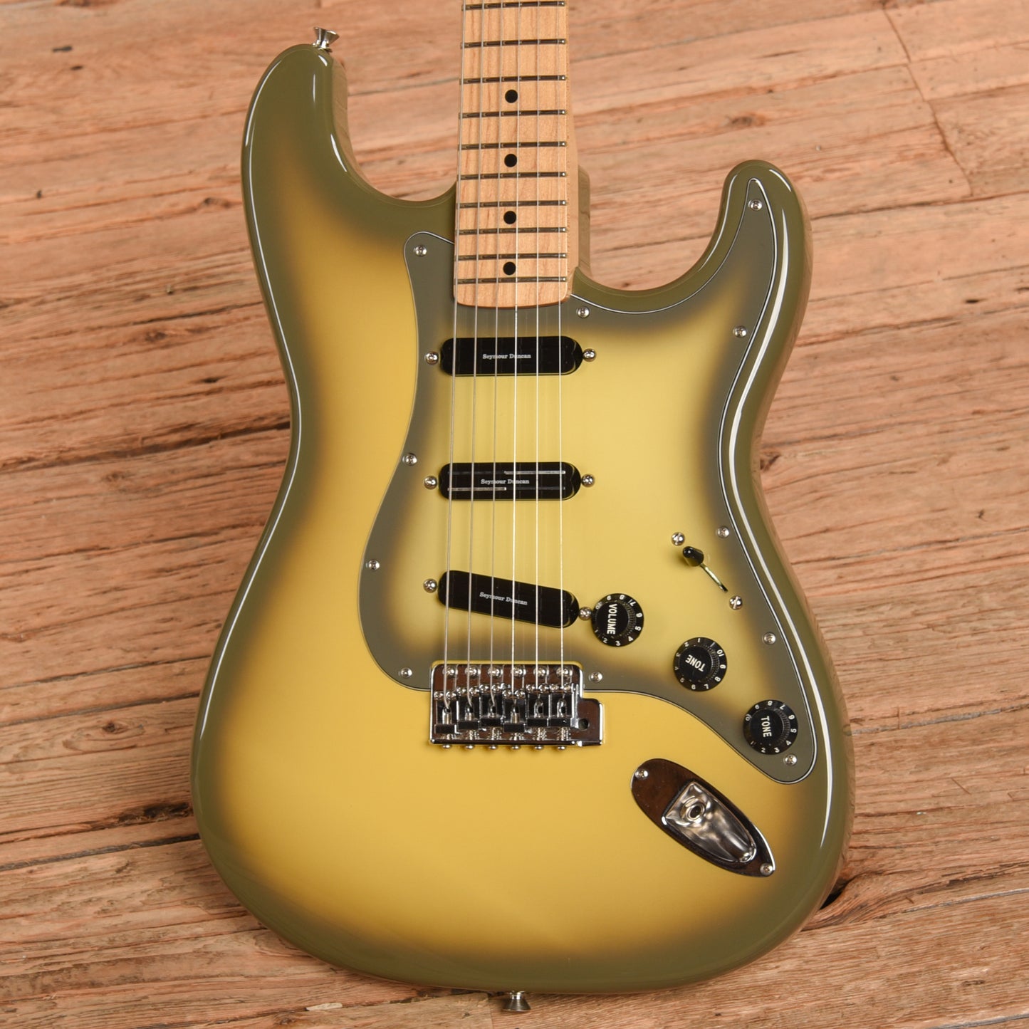 Fender ST-72 Stratocaster Antigua 2003 Electric Guitars / Solid Body
