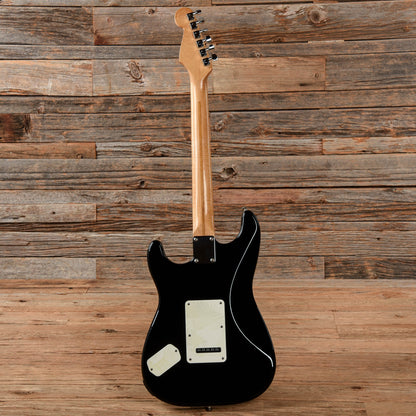 Fender Standard Roland Ready Stratocaster Sunburst 1999 Electric Guitars / Solid Body