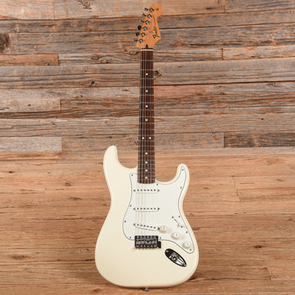 Fender Standard Stratocaster Arctic White 2016 Electric Guitars / Solid Body
