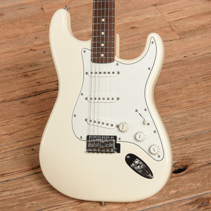 Fender Standard Stratocaster Arctic White 2016 Electric Guitars / Solid Body