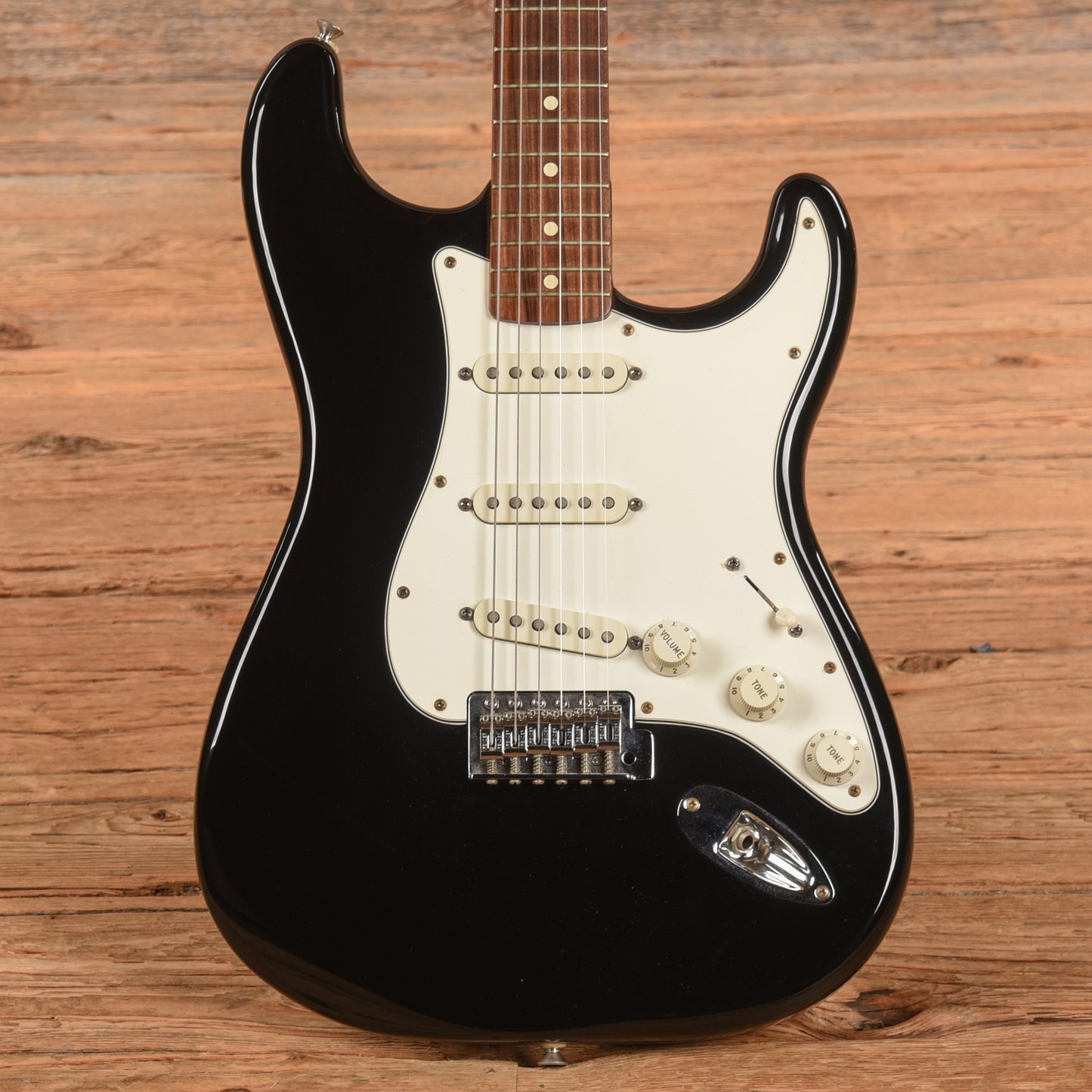 Fender Standard Stratocaster Black 2001 Electric Guitars / Solid Body