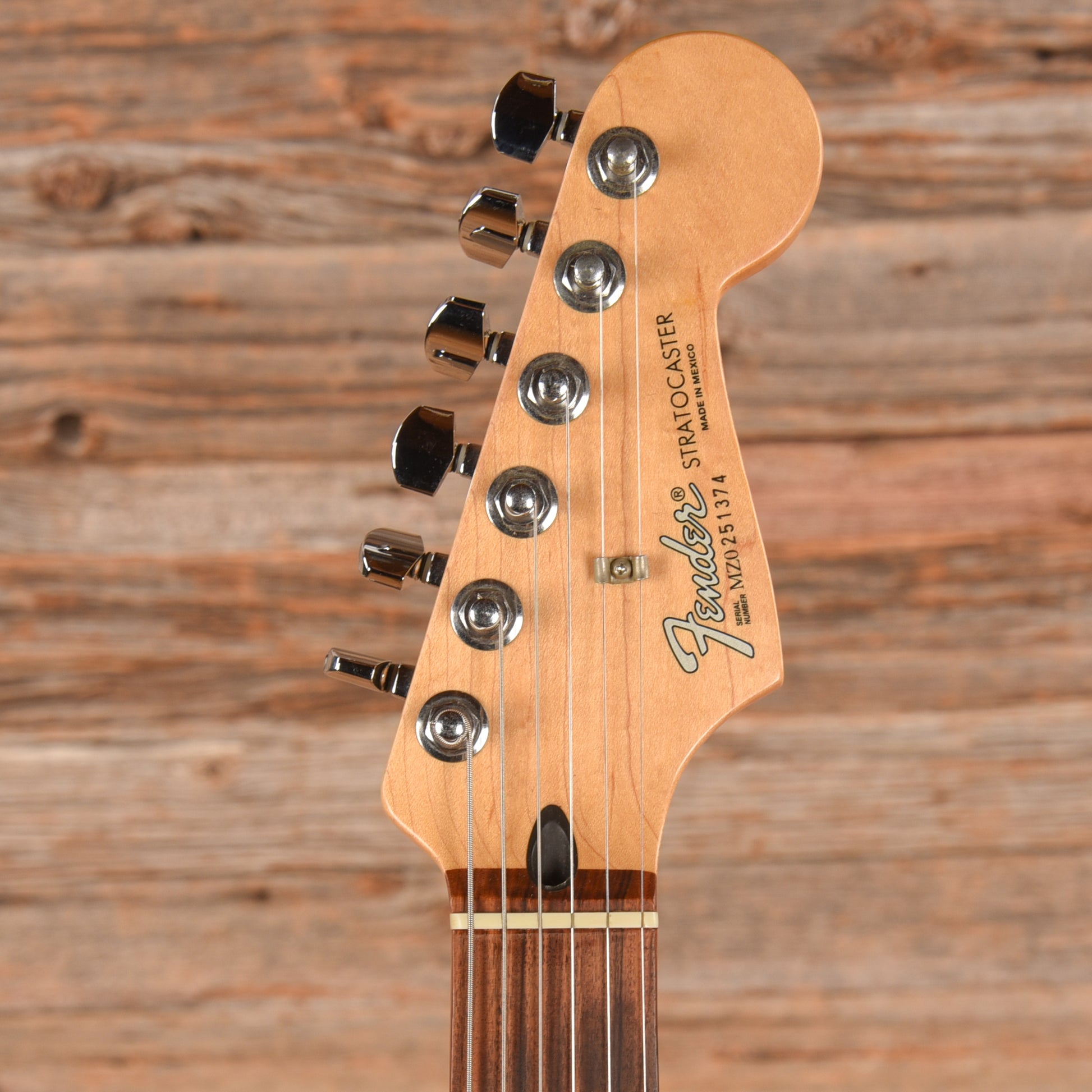 Fender Standard Stratocaster Black 2001 Electric Guitars / Solid Body