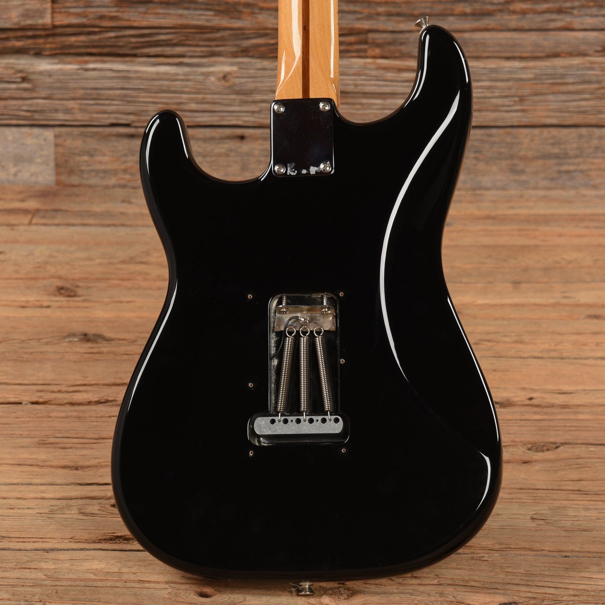Fender Standard Stratocaster Black 2012 Electric Guitars / Solid Body