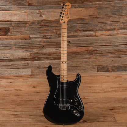 Fender Standard Stratocaster Black 2013 Electric Guitars / Solid Body