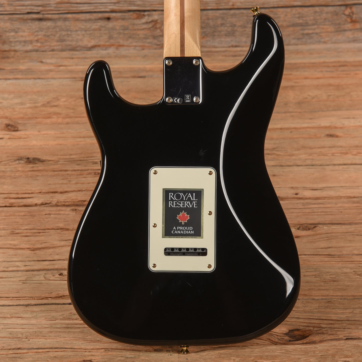 Fender Standard Stratocaster Black 2015 Electric Guitars / Solid Body