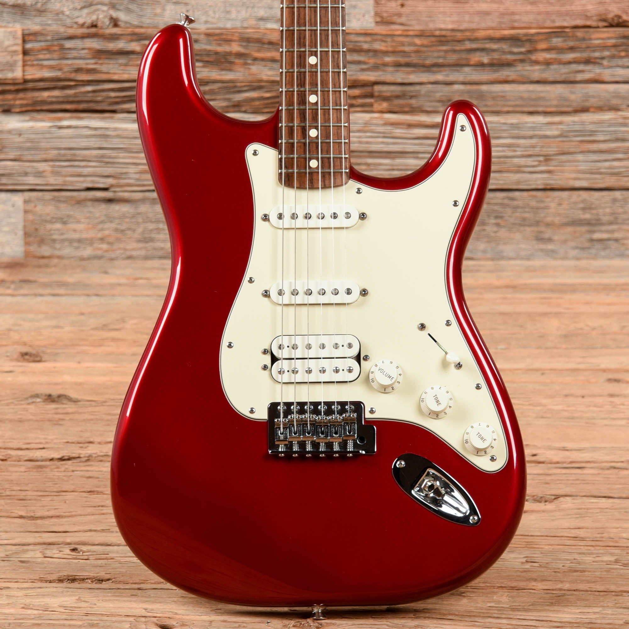 Fender Standard Stratocaster Candy Apple Red 2009 – Chicago Music