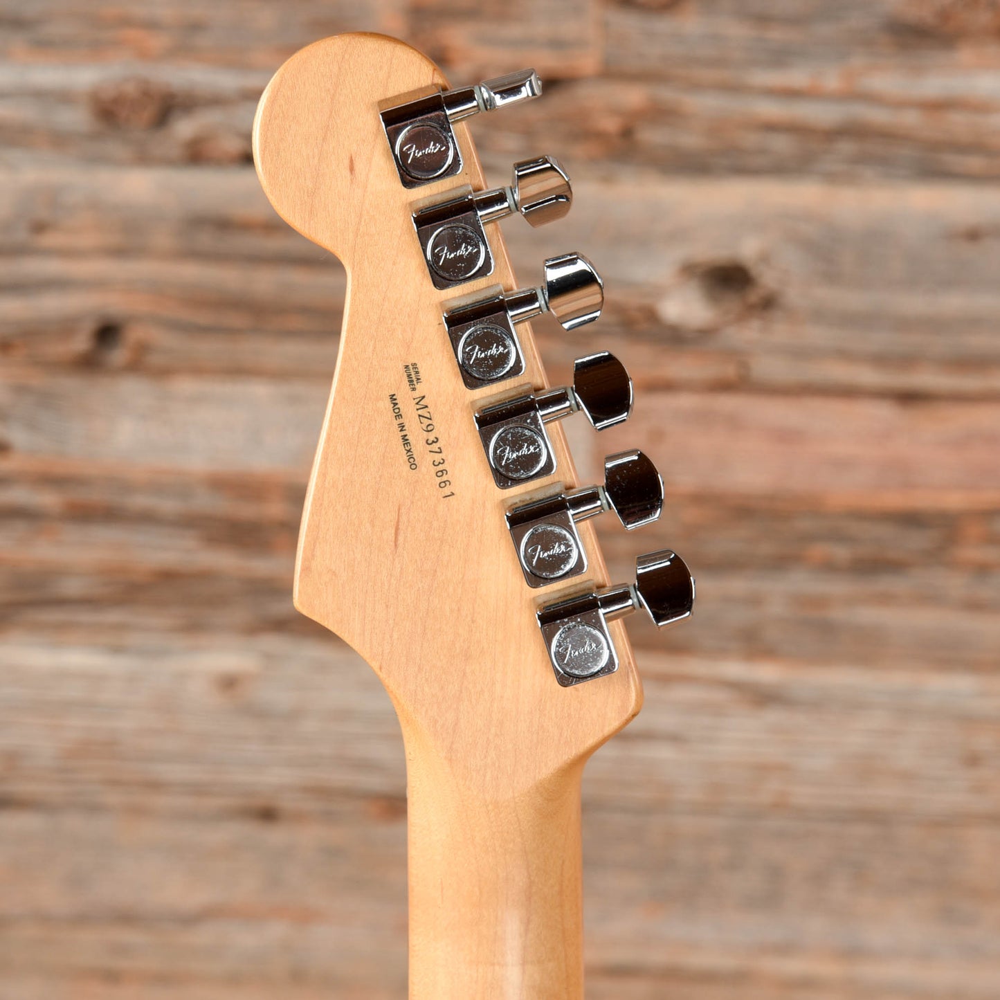Fender Standard Stratocaster Candy Apple Red 2009 Electric Guitars / Solid Body