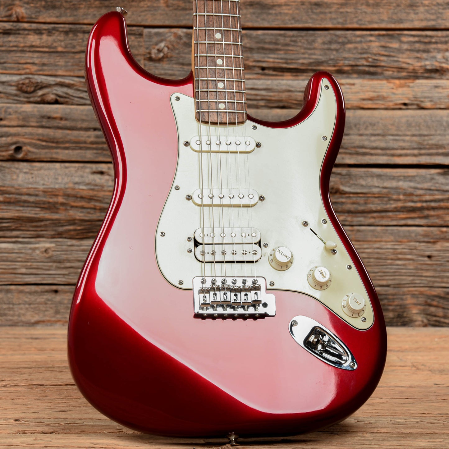 Fender Standard Stratocaster Candy Apple Red 2009 Electric Guitars / Solid Body